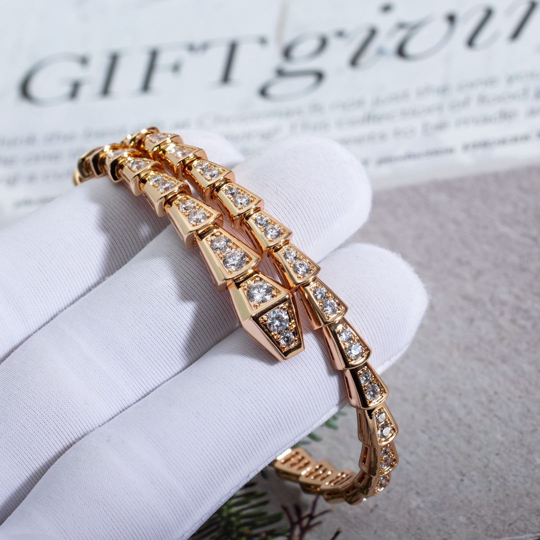 Bvlgari SERPENTI BRACELET 3.8MM PINK GOLD DIAMOND
