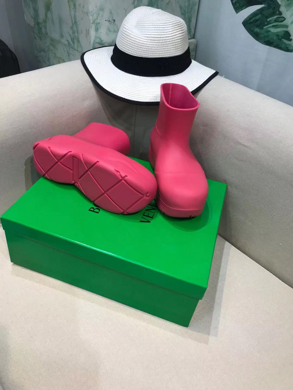 BOTTEGA VENETA PUDDLE ANKLE BOOT IN BRIGHT PINK RUBBER