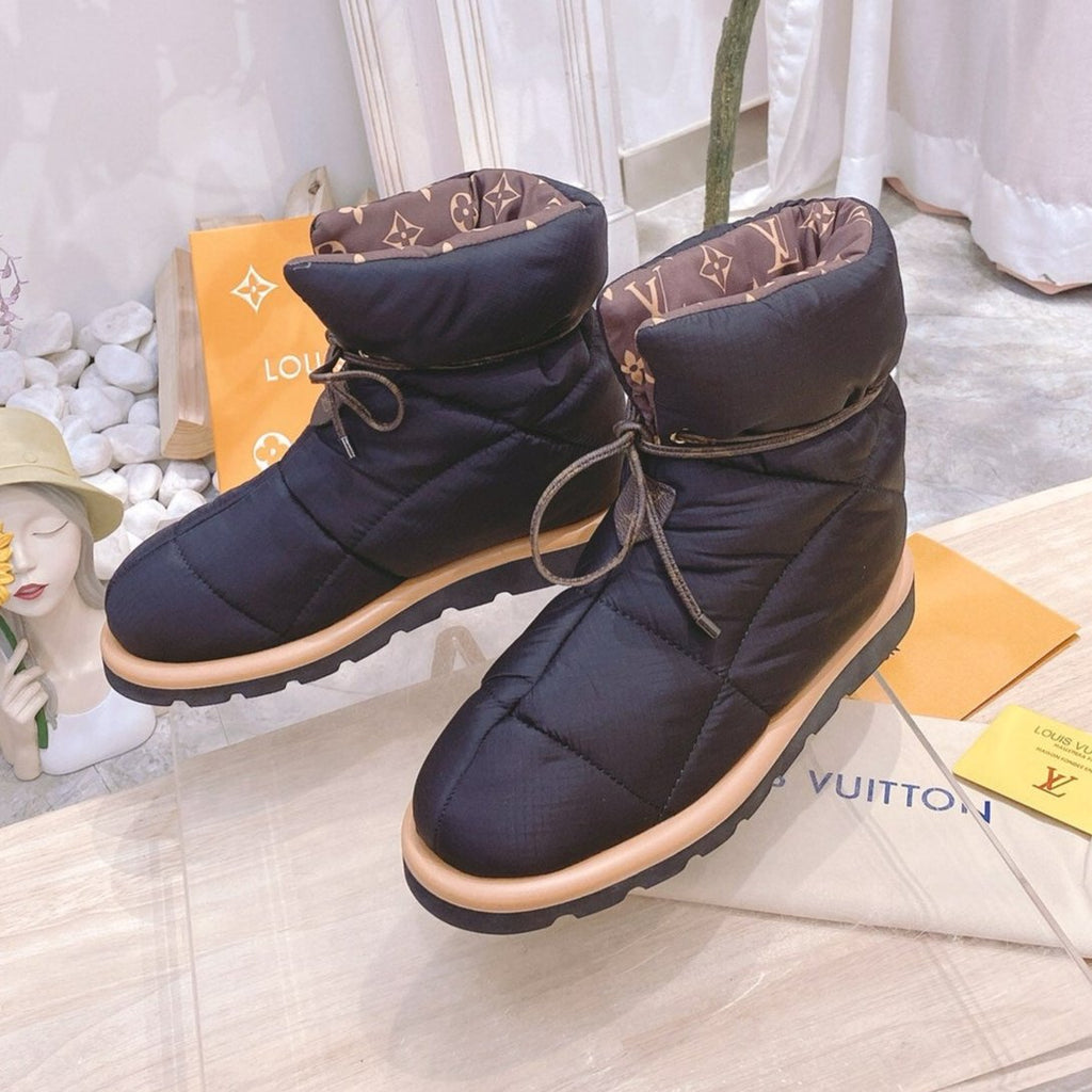 LOUIS VUITTON PILLOW COMFORT ANKLE BOOTS IN BLACK NYLON