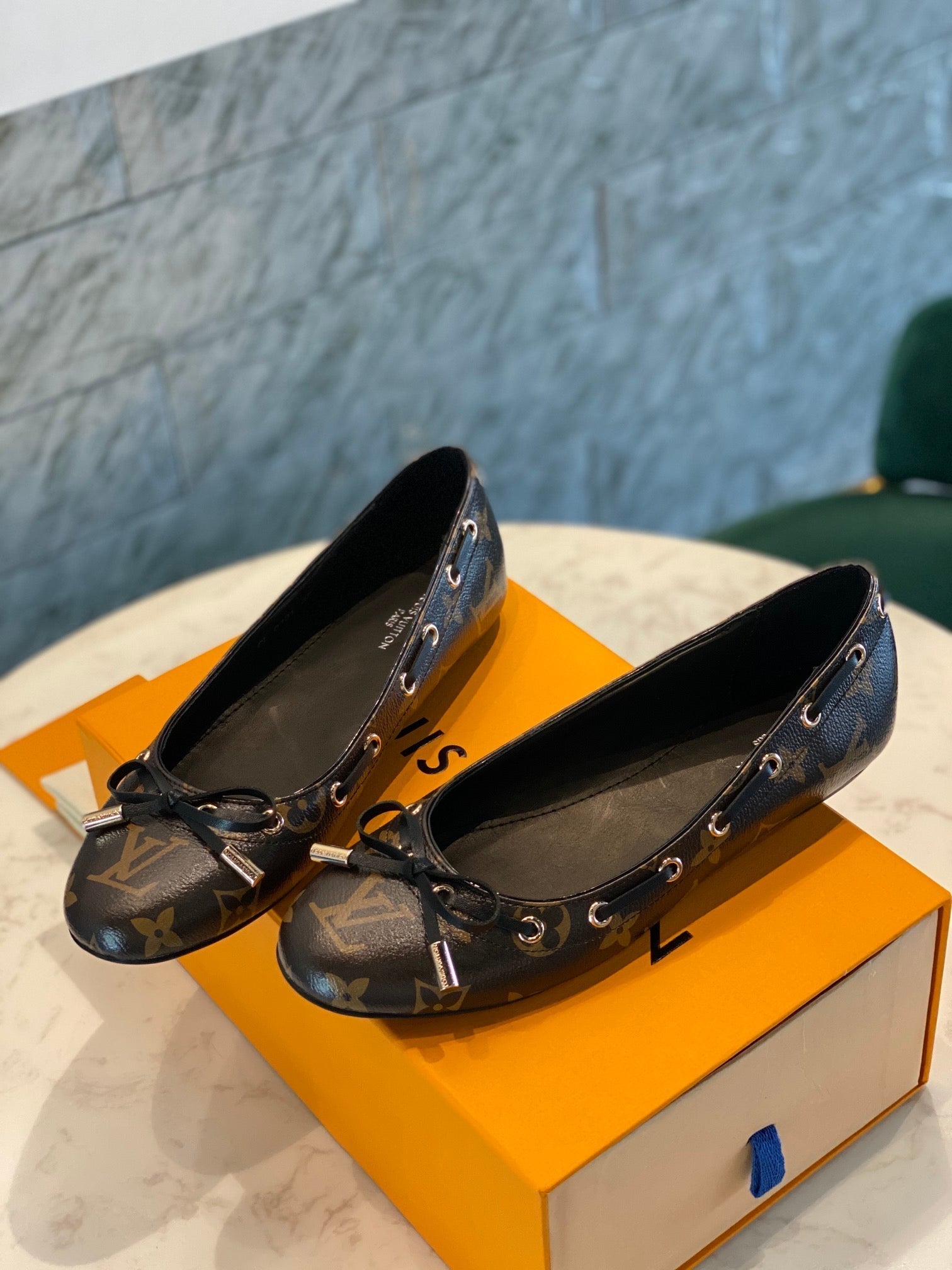 LOUIS VUITTON LV WOMEN'S BALLET FLAT IN CHOCOLATE BROWN MONOGRAM CALFSKIN WITH BOW