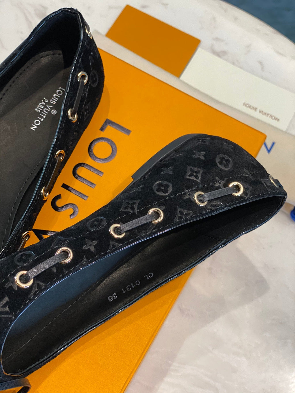 LOUIS VUITTON LV WOMEN'S BALLET FLAT IN BLACK MONOGRAM SUEDE WITH BOW