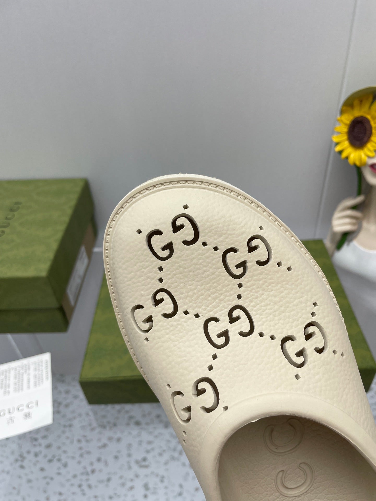 GUCCI PLATFORM PERFORATED G SANDAL CREAM IP FOAM