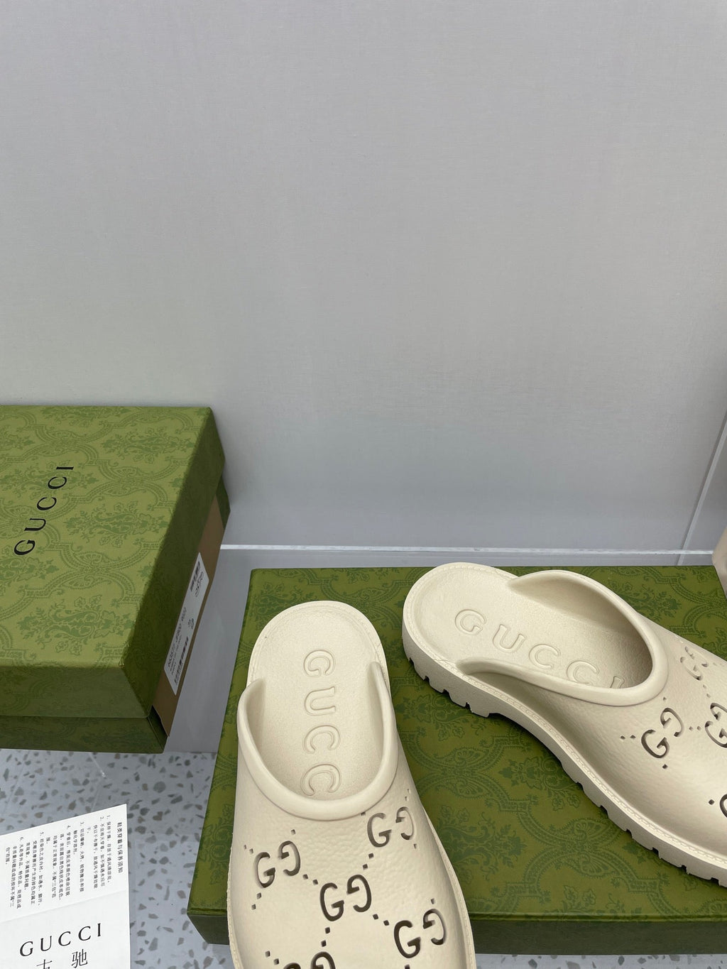 GUCCI PLATFORM PERFORATED G SANDAL CREAM IP FOAM