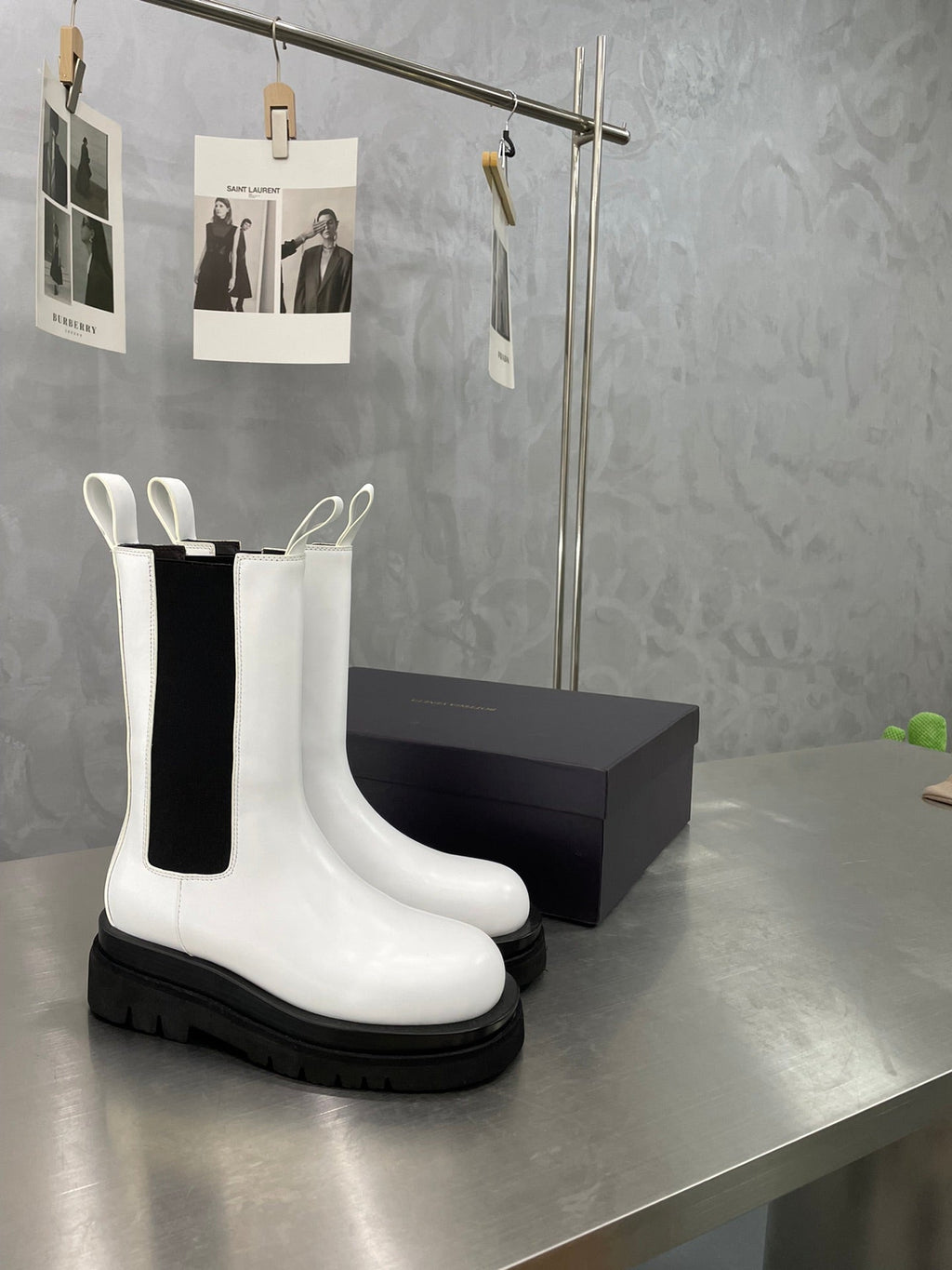 BOTTEGA VENETA LUG CHELSEA BOOT IN WHITE CALFSKIN