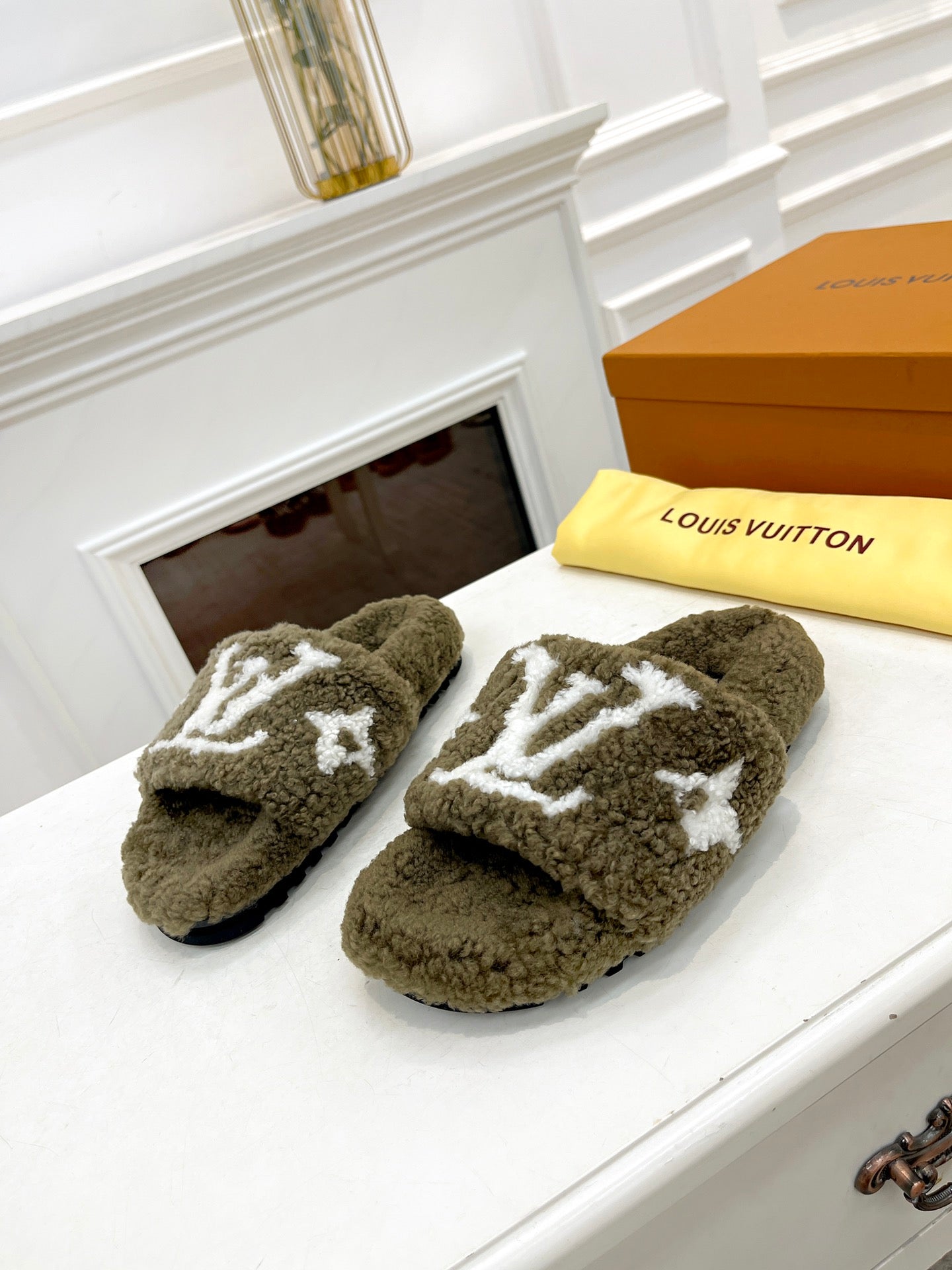 LOUIS VUITTON LV FLAT SLIPPER IN ARMY GREEN MIX WHITE SHEARLING