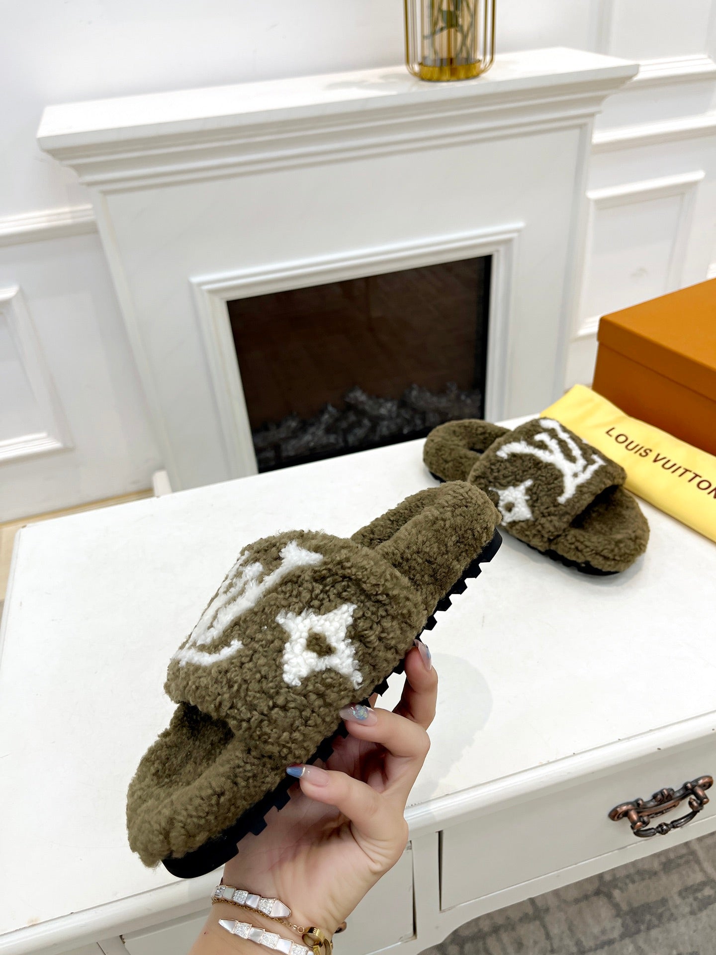 LOUIS VUITTON LV FLAT SLIPPER IN ARMY GREEN MIX WHITE SHEARLING