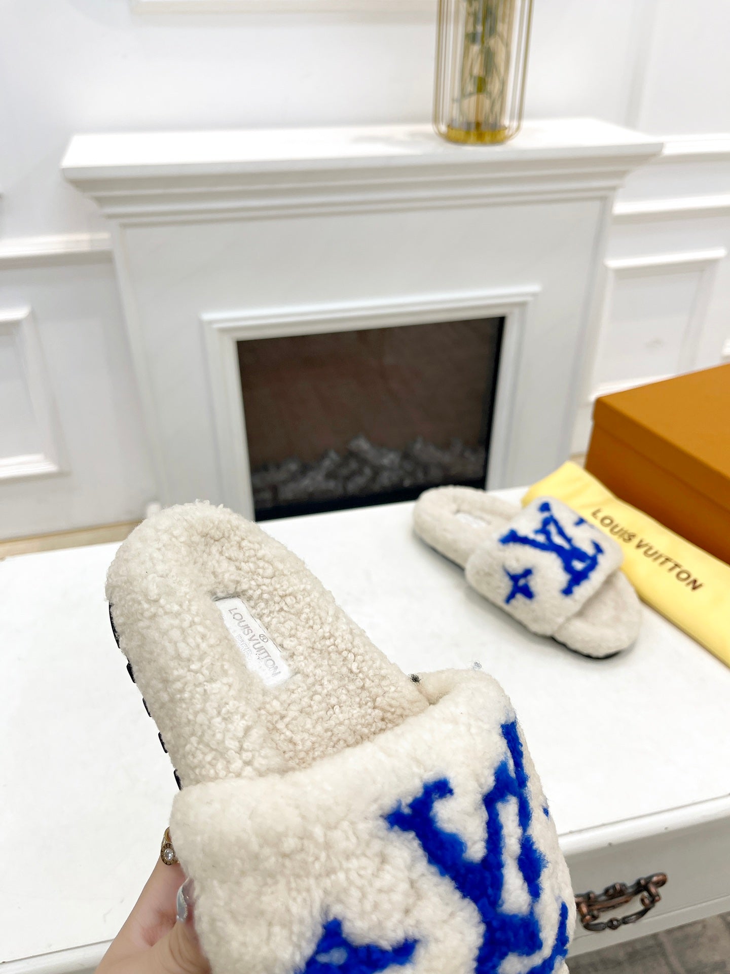 LOUIS VUITTON LV FLAT SLIPPER IN WHITE MIX COBALT BLUE SHEARLING