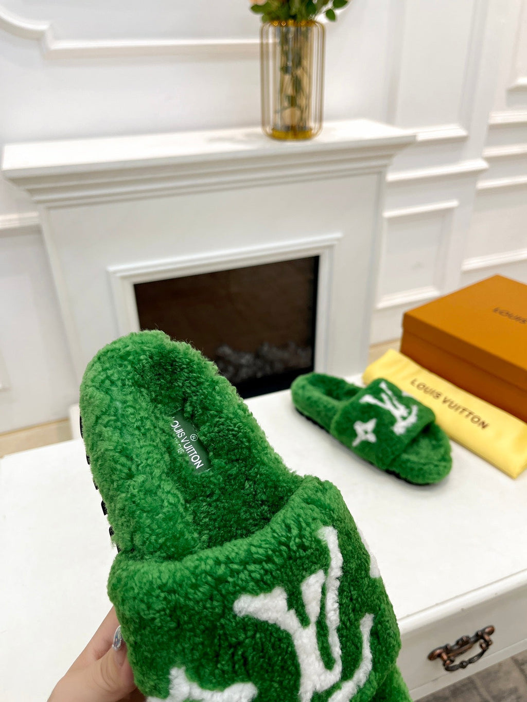 LOUIS VUITTON LV FLAT SLIPPER IN EMERALD GREEN MIX WHITE SHEARLING