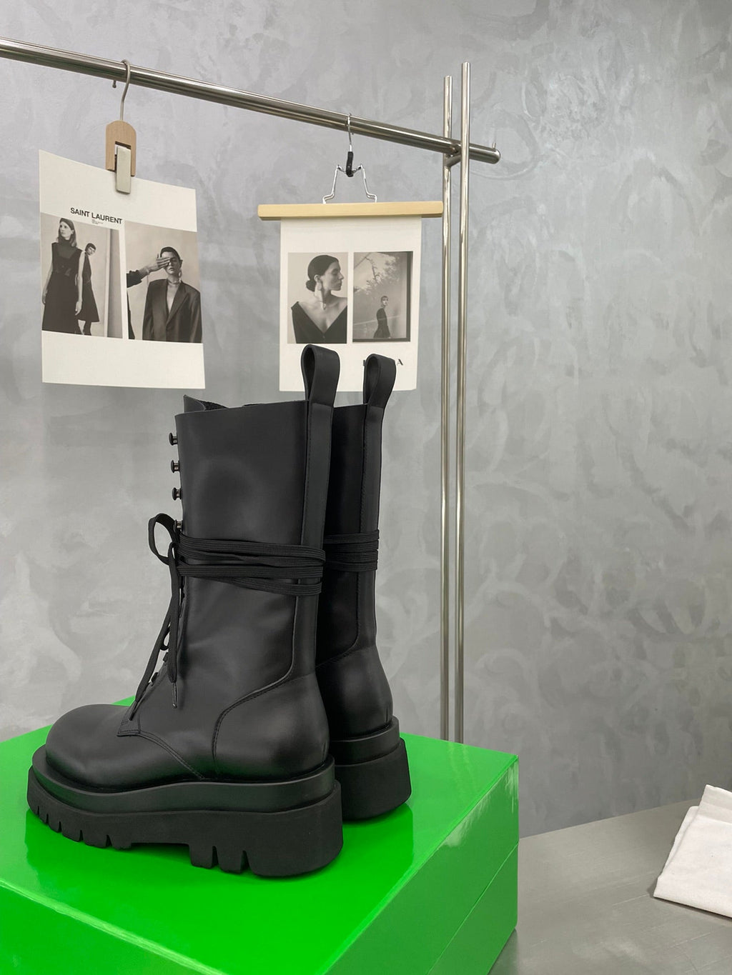 BOTTEGA VENETA LUG LACE-UP BOOT IN BLACK CALFSKIN 7 CM