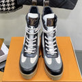 LOUIS VUITTON LAUREATE PLATFORM BOOTS IN WHITE CALFSKIN AND COIN GRAY SUEDE