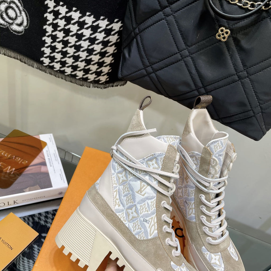 LOUIS VUITTON LAUREATE PLATFORM BOOTS IN OAT TAN SUEDE AND MONOGRAM JACQUARD PATTERN