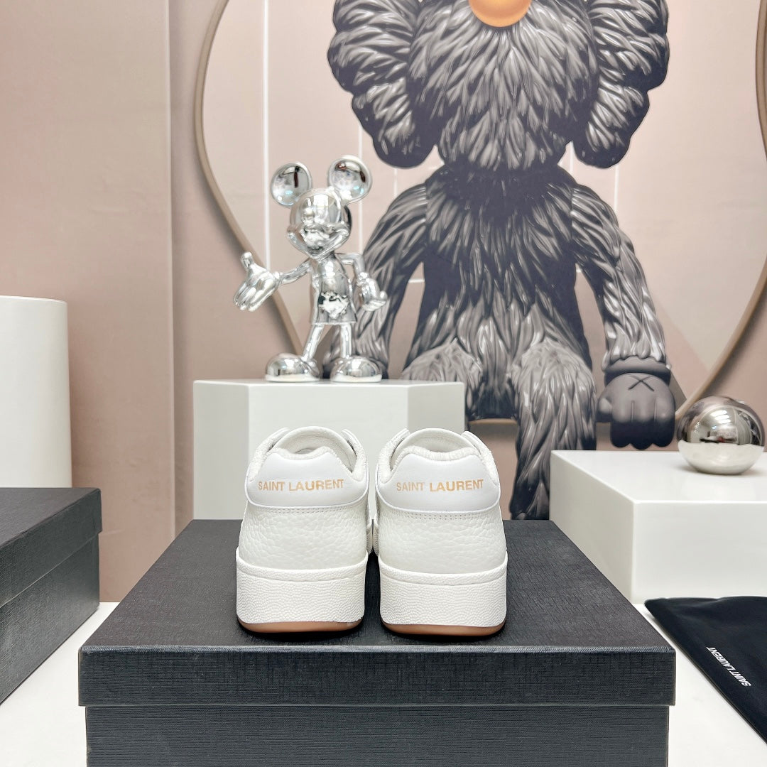 LOUIS VUITTON SL/61 SNEAKERS IN WHITE CALFSKIN