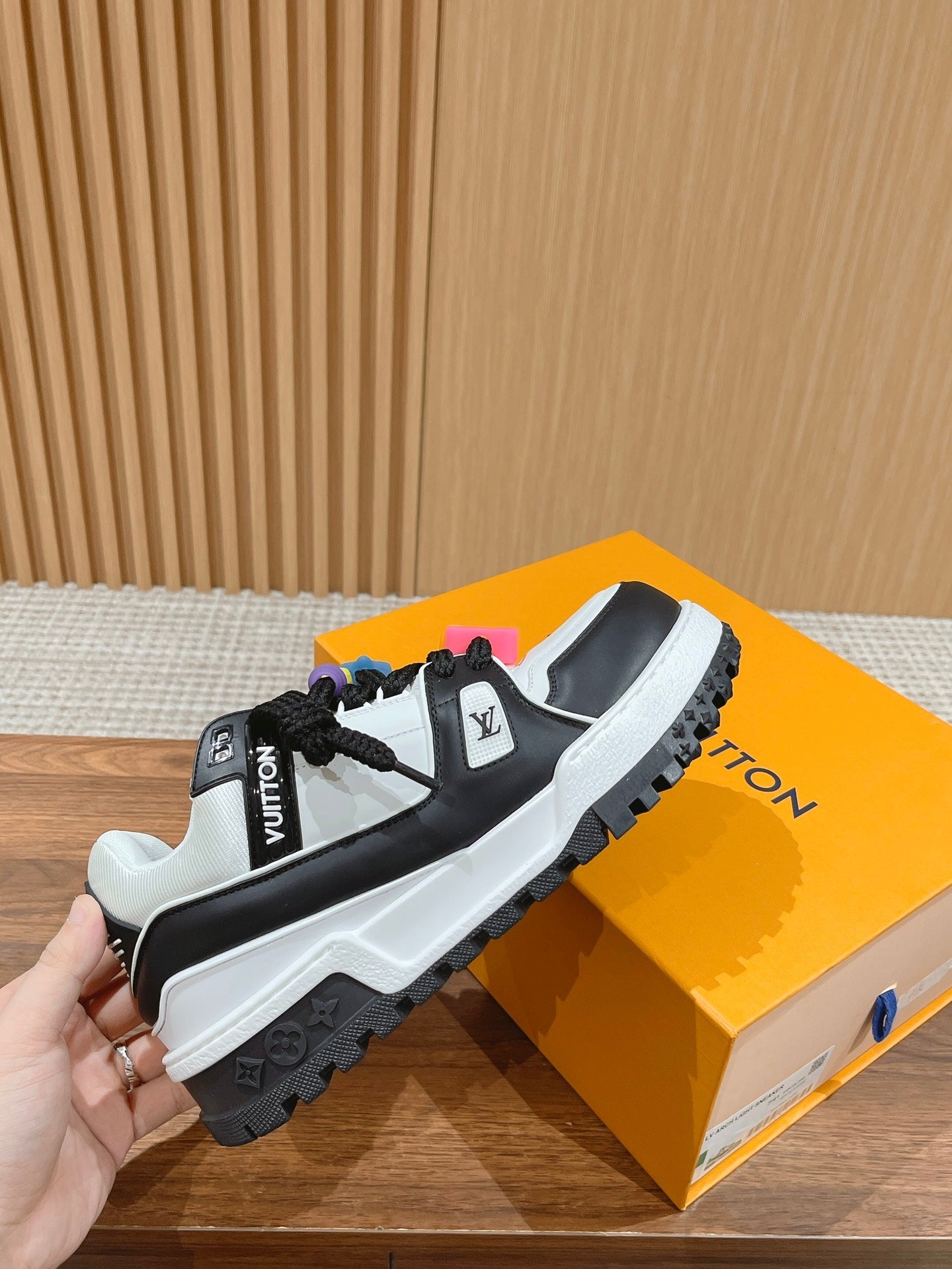 LOUIS VUITTON LV Trainer Maxi Sneaker White Mix Black Calfskin