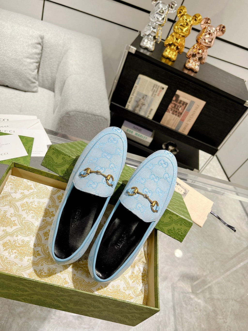 GUCCI MEN'S LOAFER WITH HORSEBIT IN LIGHT BLUE MONOGRAM JACQUARD FABRIC