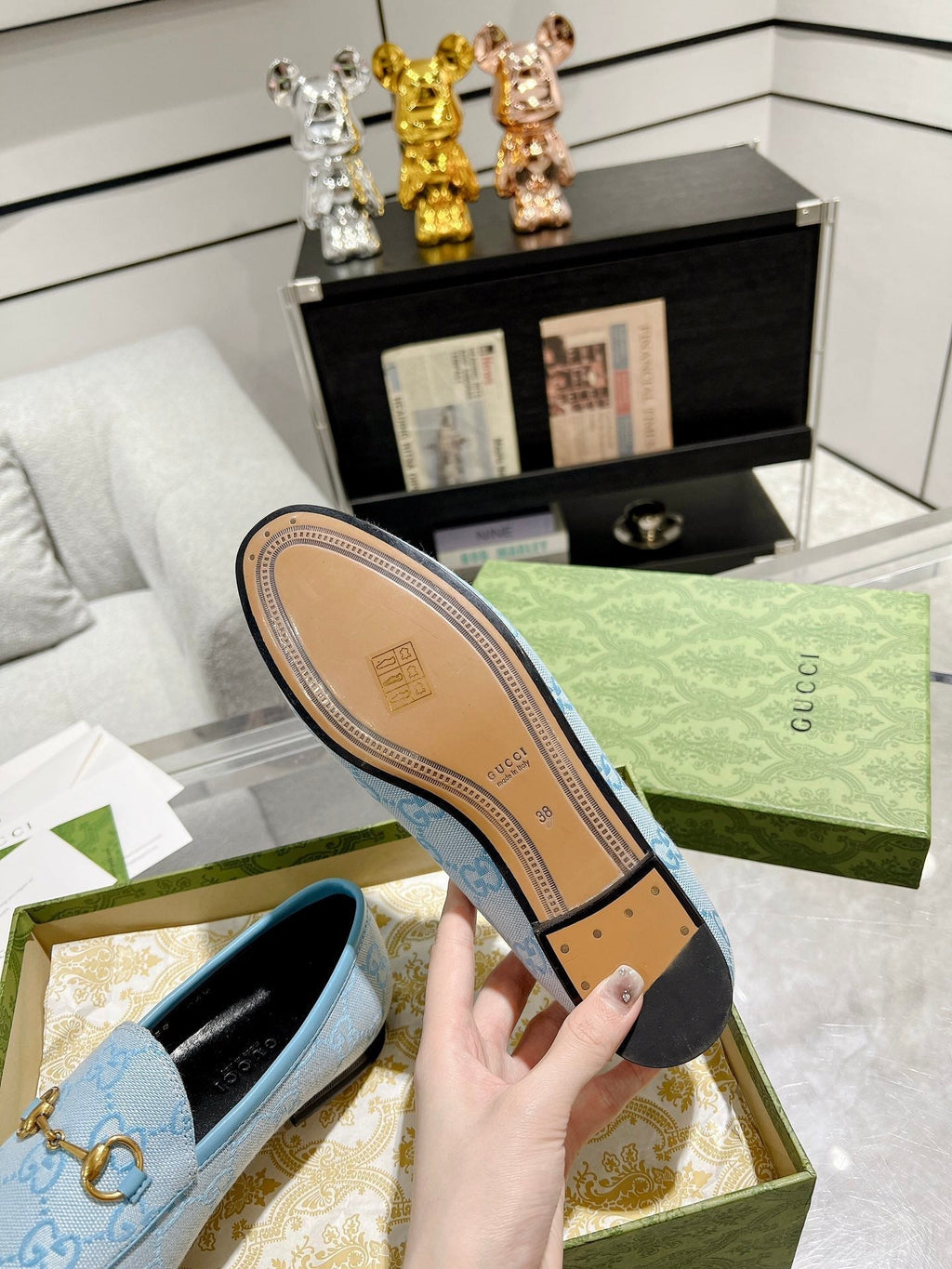 GUCCI MEN'S LOAFER WITH HORSEBIT IN LIGHT BLUE MONOGRAM JACQUARD FABRIC