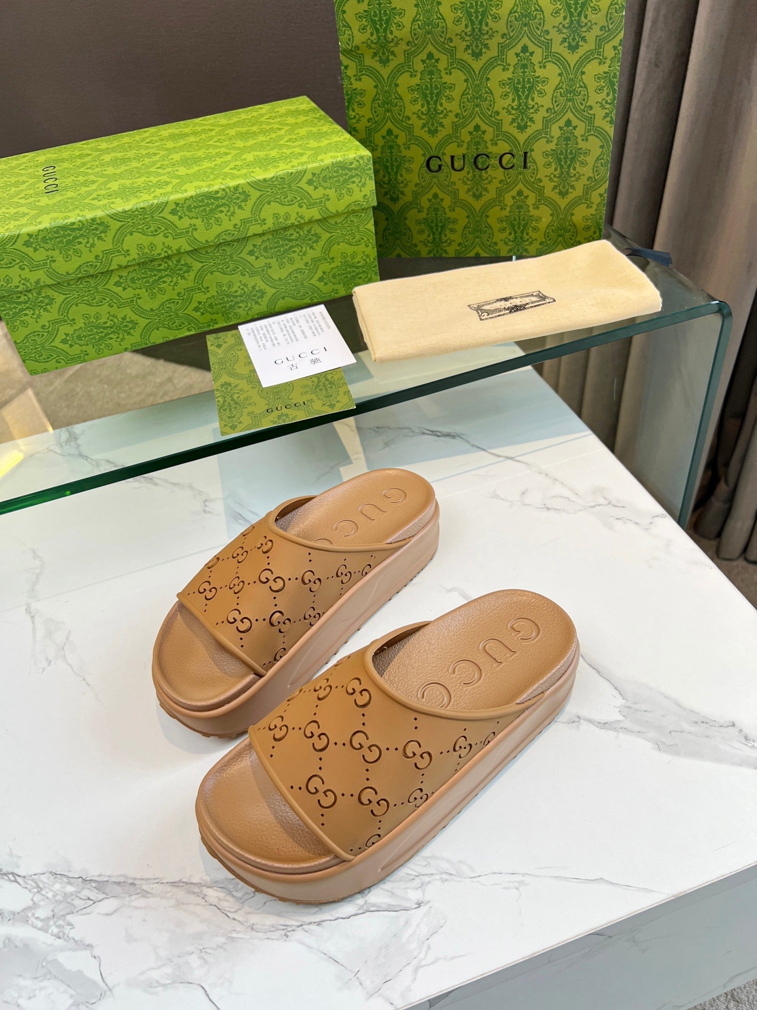 GUCCI PLATFORM SANDALS IN CINNAMON BROWN MONOGRAM IMPORTED TPU