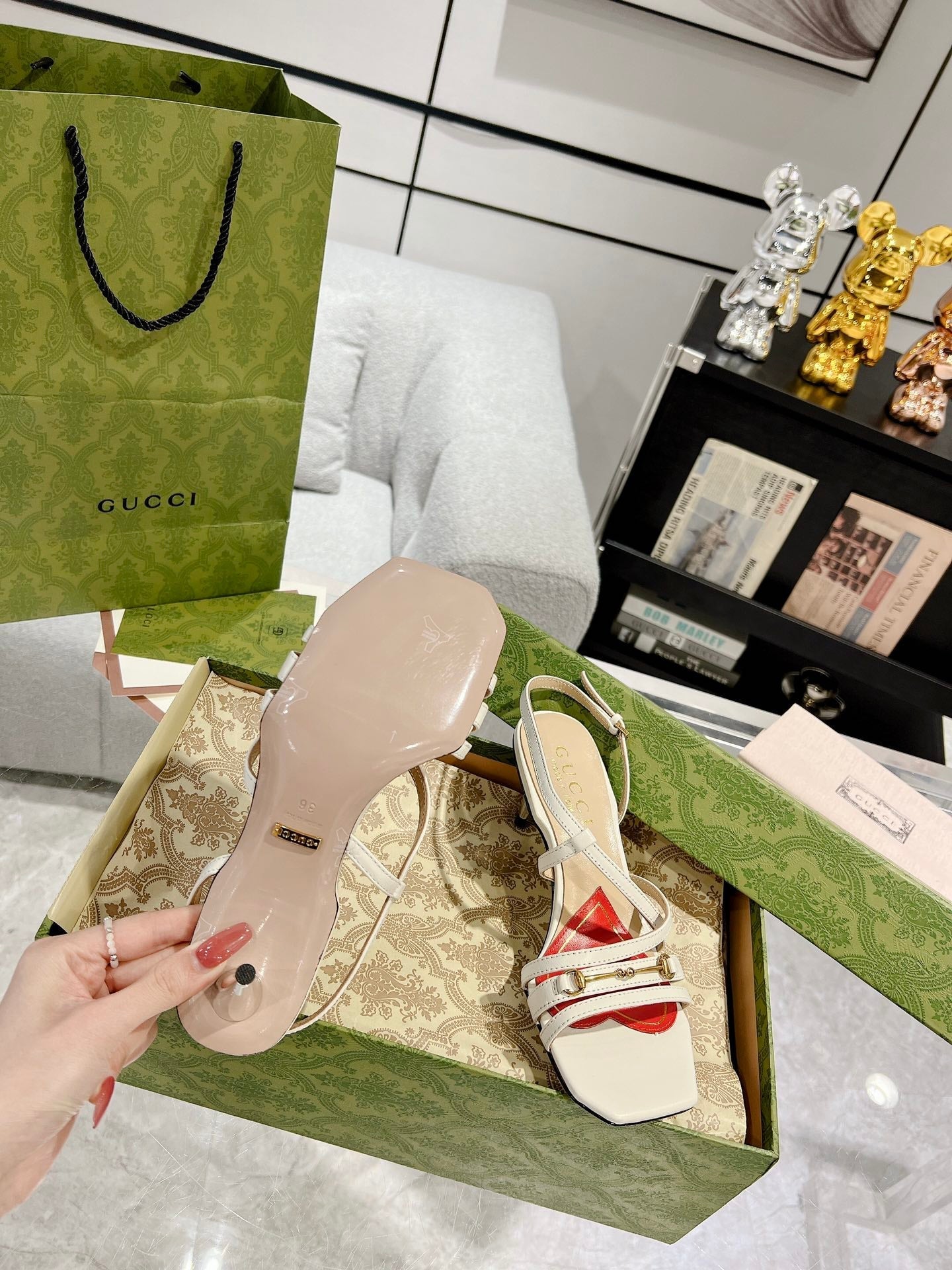 GUCCI HIGH HEEL 65MM IN WHITE CALFSKIN WITH RED HEART