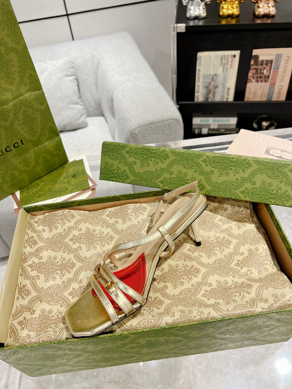 GUCCI CLASSIC STRAPPY HEEL SANDAL METALLIC GOLD CALFSKIN