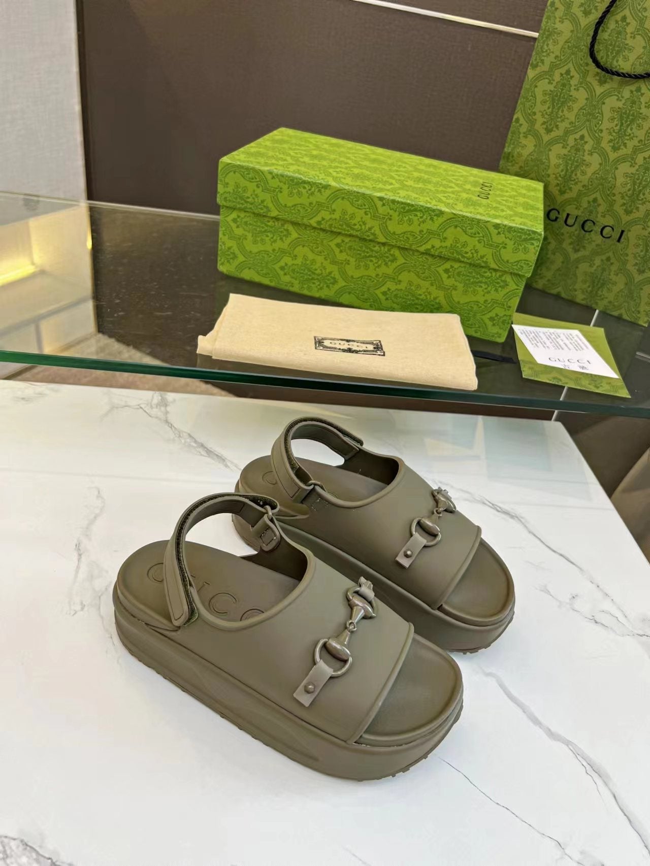 GUCCI HORSEBIT FLATFORM SANDAL 5 CM IN ARMY GREEN IMPORTED TPU