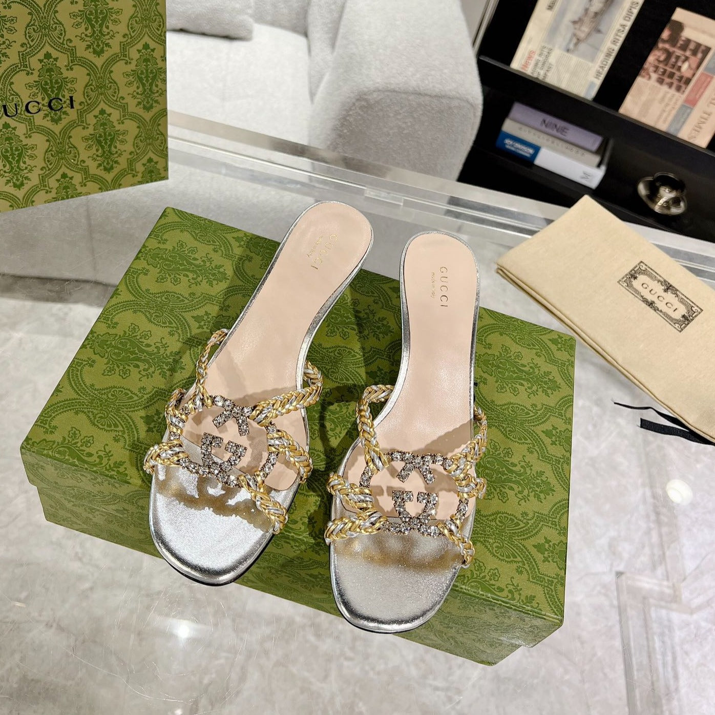 GUCCI CRYSTAL MID - HEEL SILVER CALFSKIN