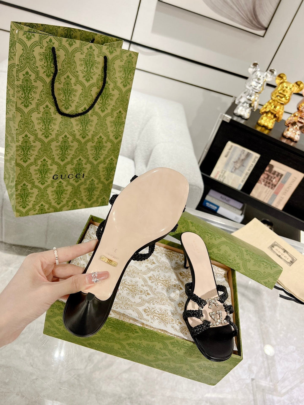 GUCCI CRYSTAL MID - HEEL BLACK CALFSKIN