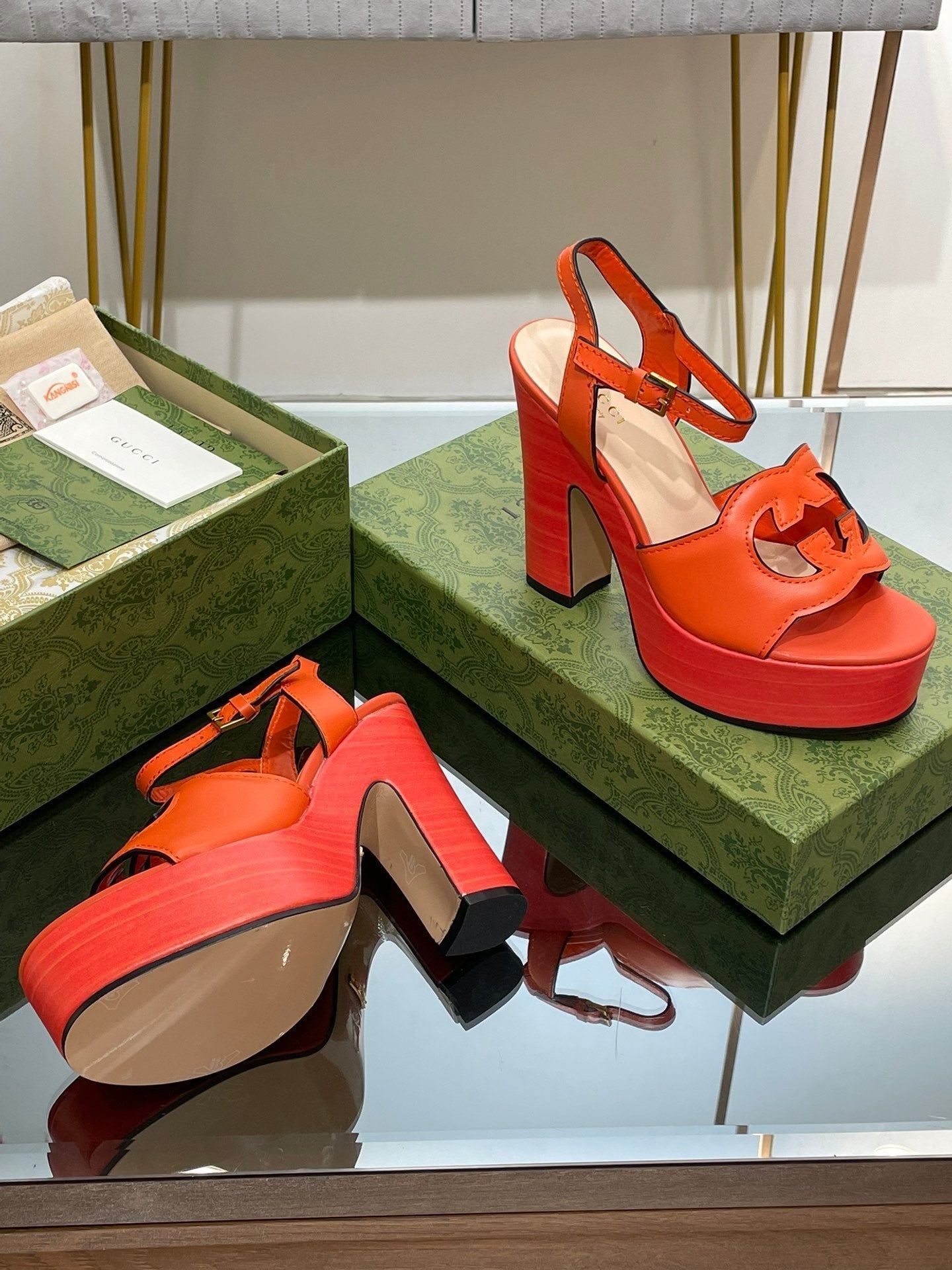 GUCCI 120 INTERLOCKING G SANDAL ORANGE CALFSKIN