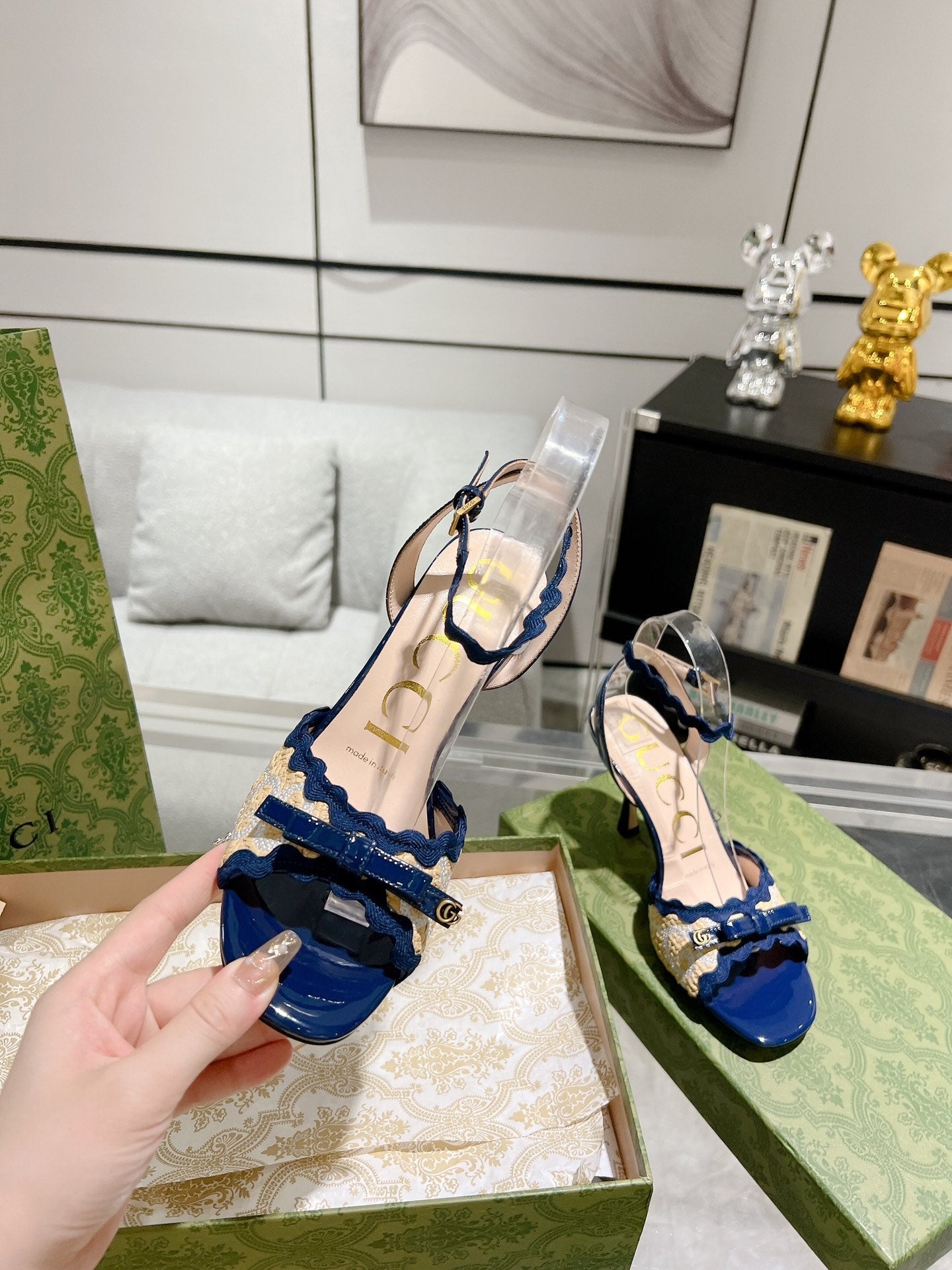 GUCCI HIGH - HEEL SANDAL AZURE FABRIC ATTACH BOW
