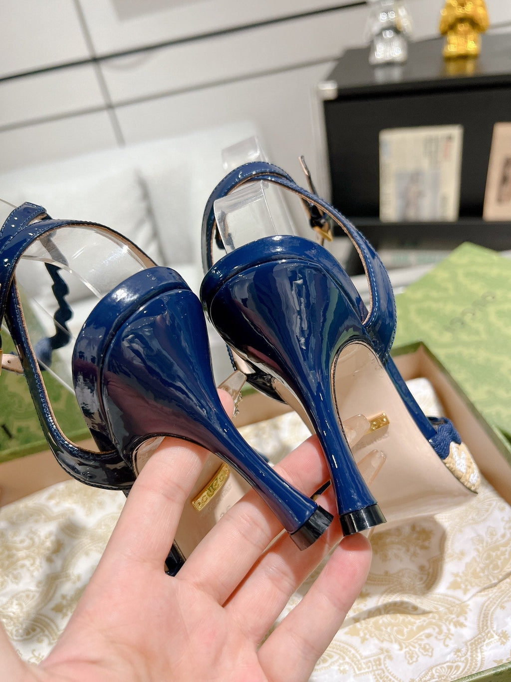 GUCCI HIGH - HEEL SANDAL AZURE FABRIC ATTACH BOW