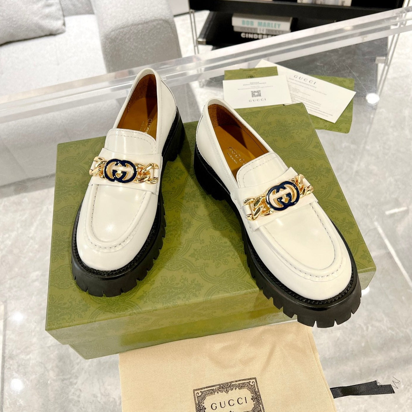 GUCCI LOAFER WITH CHAINS WHITE CALFSKIN