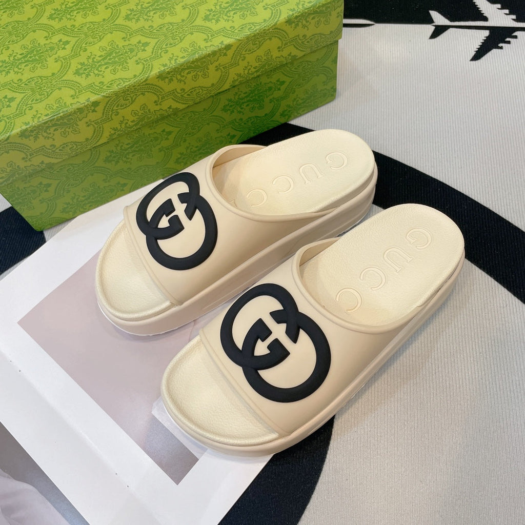 GUCCI INTERLOCKING G SLIDE SANDAL IN WHITE CREAM IMPORTED TPU