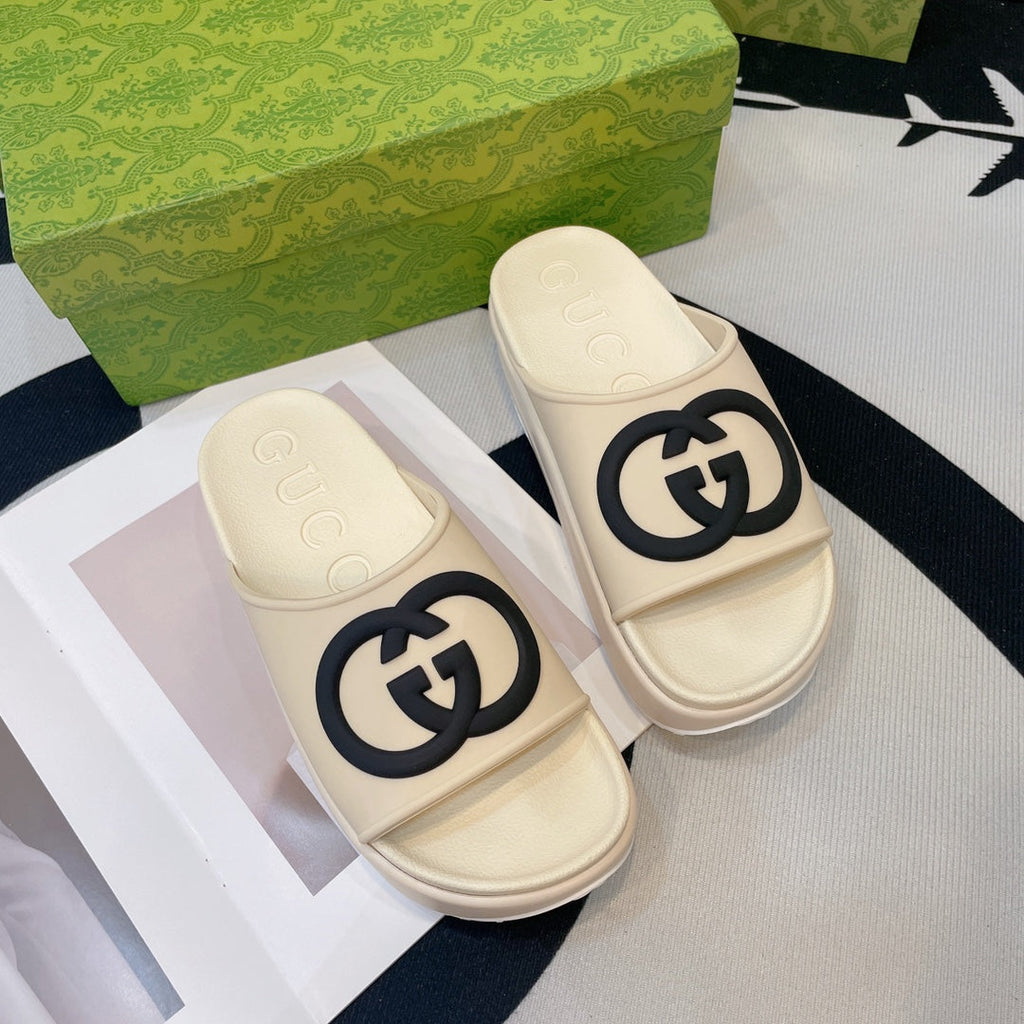 GUCCI INTERLOCKING G SLIDE SANDAL IN WHITE CREAM IMPORTED TPU