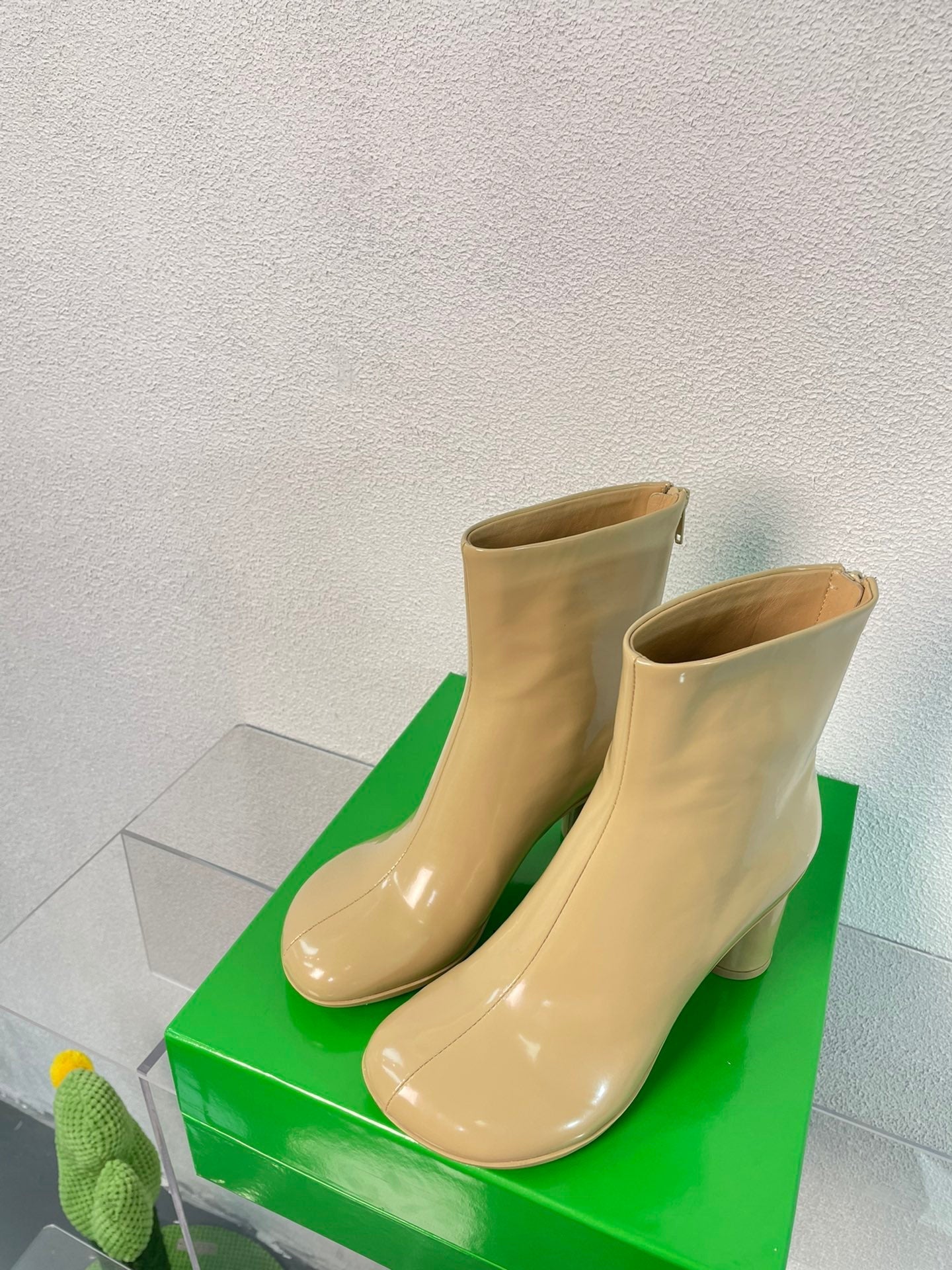 BOTTEGA VENETA ATOMIC ANKLE BOOT IN KHAKI TAN CALFSKIN 75 MM