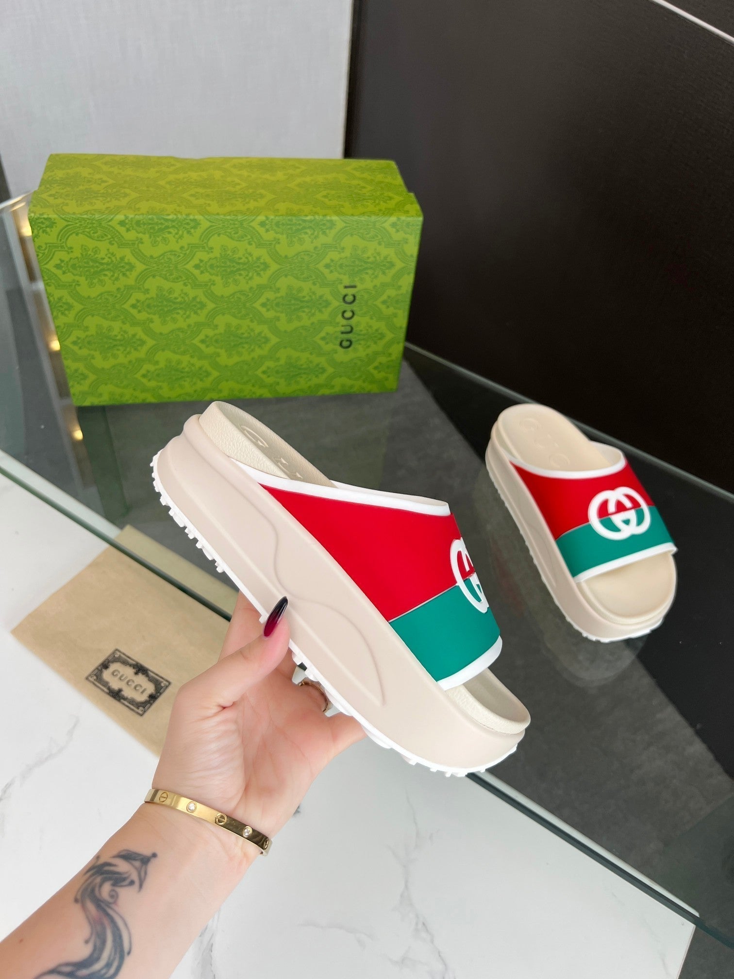 GUCCI INTERLOCKING G SLIDE SANDAL IN WHITE MIX COLORFUL IMPORTED TPU