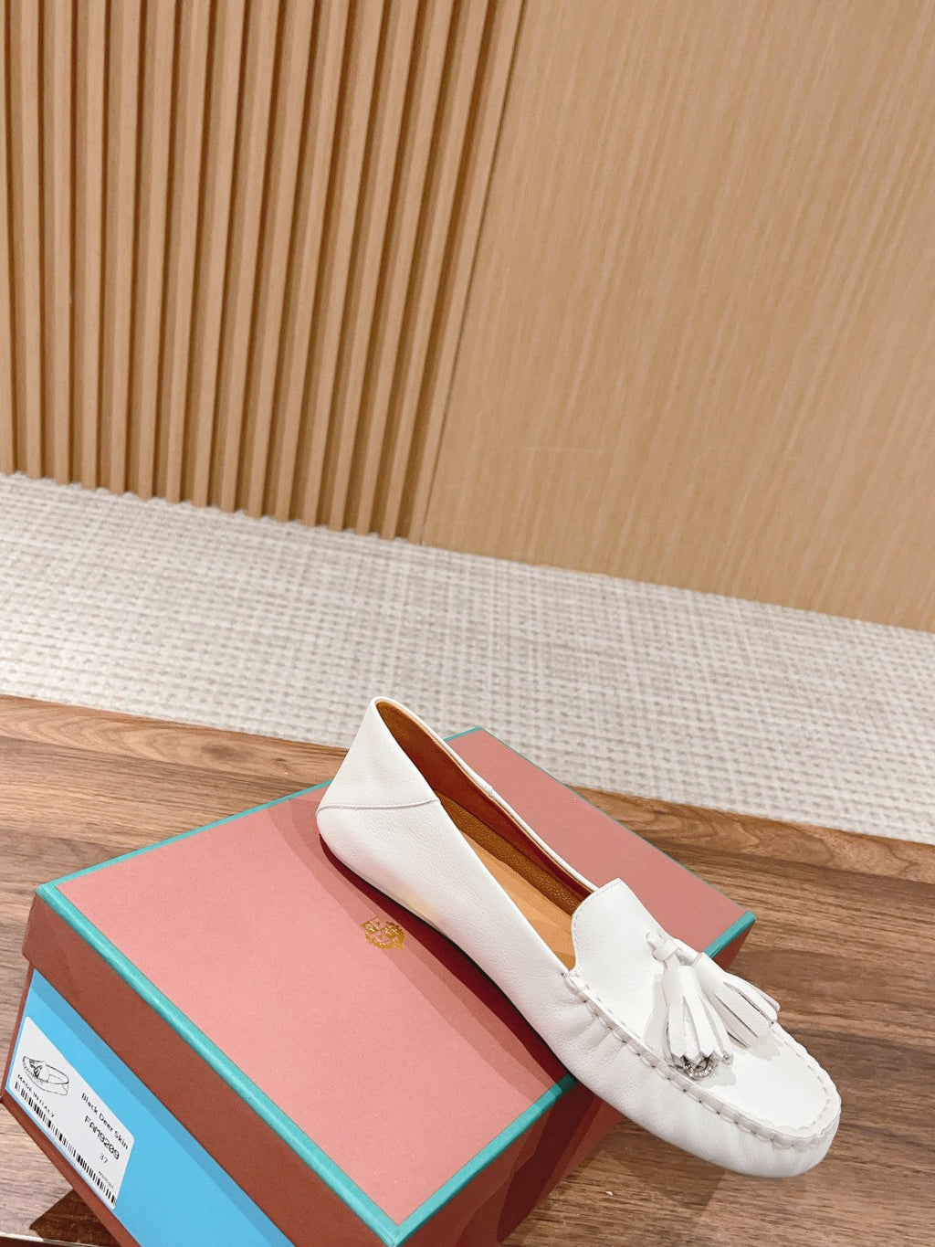 LP DOT SOLE WALK LOAFERS WHITE DEERSKIN