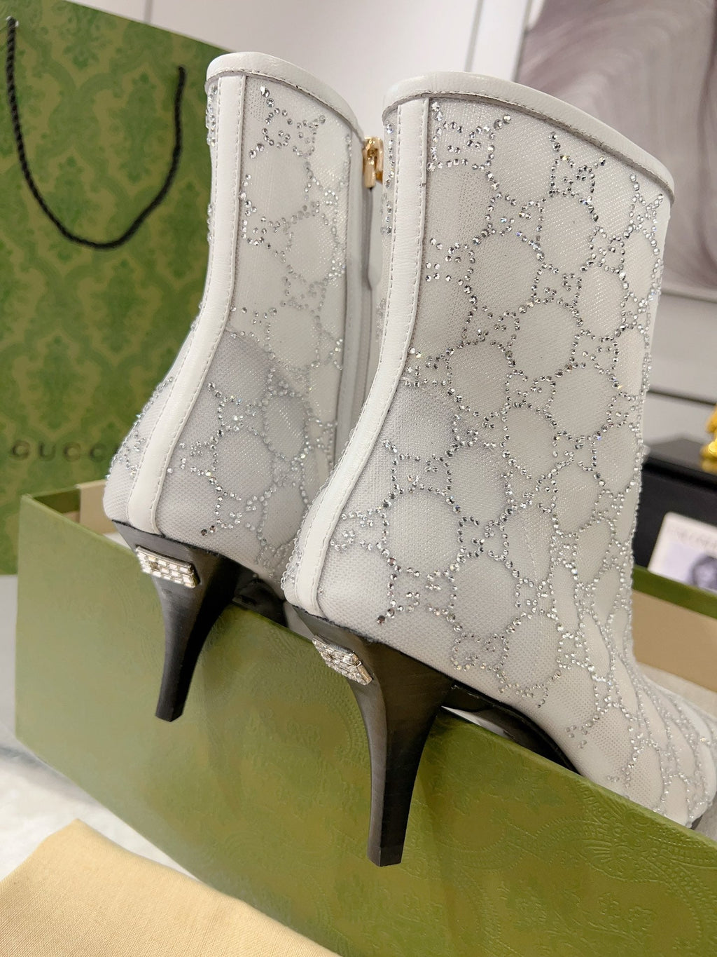 GUCCI ANKLE BOOTS IN WHITE MESH AND SHEEPSKIN WITH CRYSTALS