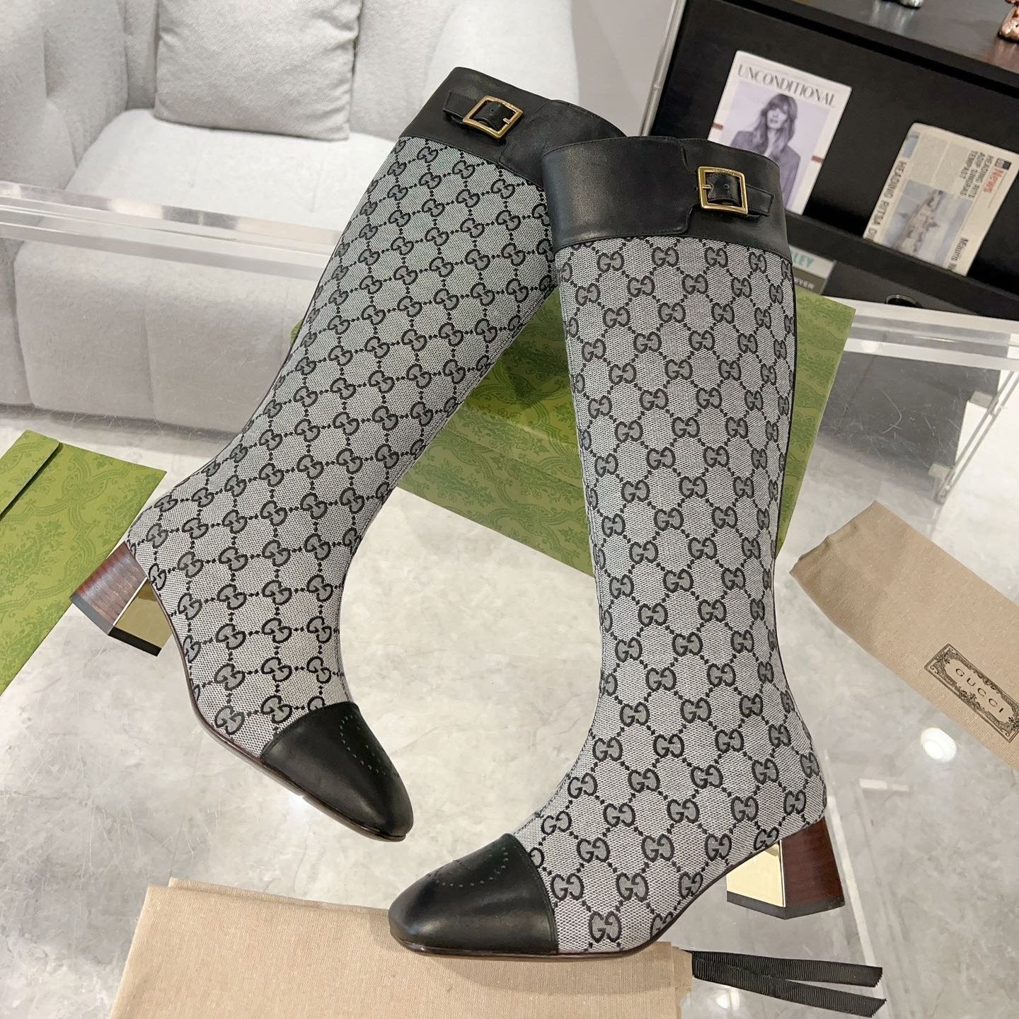 GUCCI KNEE BOOTS IN LIGHT GRAY MONOGRAM CANVAS AND BLACK GLOSSY SHEEPSKIN