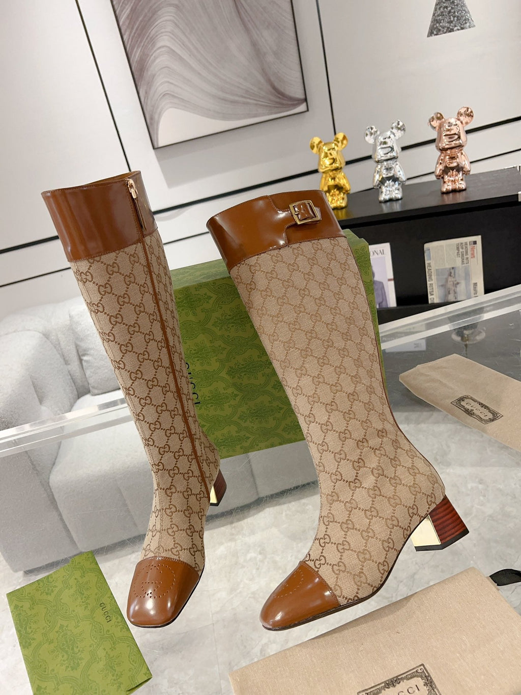 GUCCI KNEE BOOTS IN BRONZE BROWN MONOGRAM CANVAS AND GLOSSY SHEEPSKIN