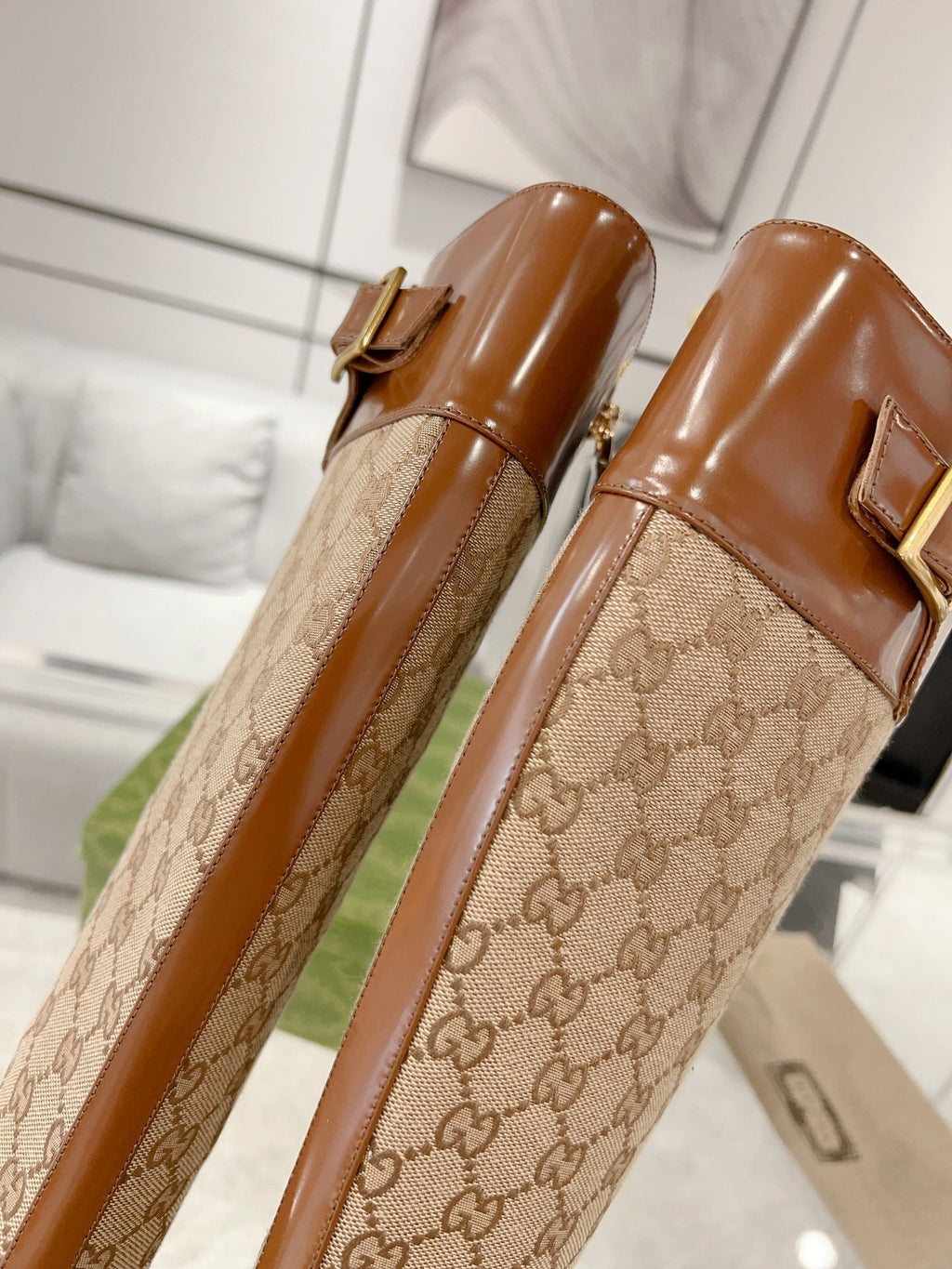GUCCI KNEE BOOTS IN BRONZE BROWN MONOGRAM CANVAS AND GLOSSY SHEEPSKIN