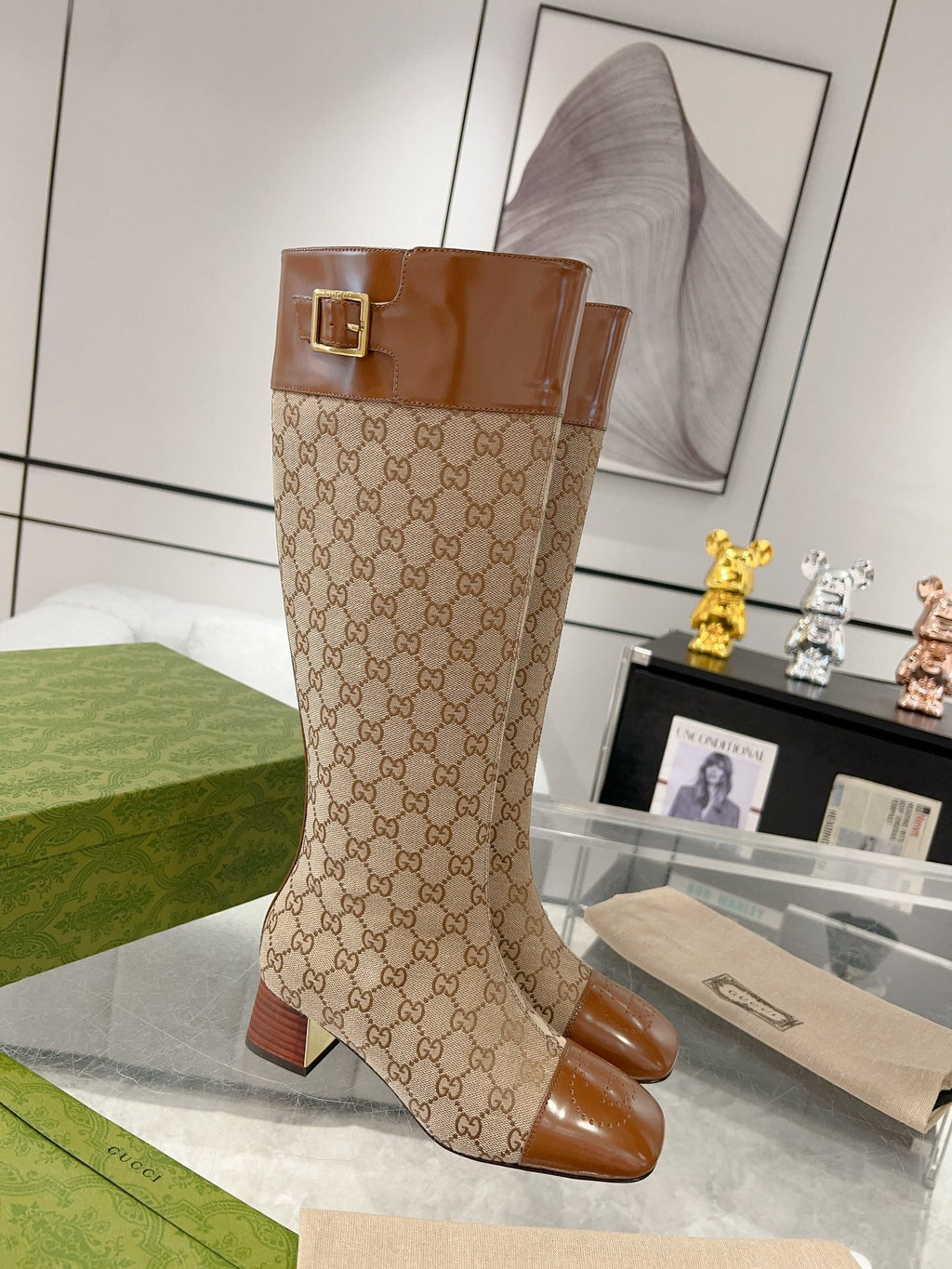 GUCCI KNEE BOOTS IN BRONZE BROWN MONOGRAM CANVAS AND GLOSSY SHEEPSKIN