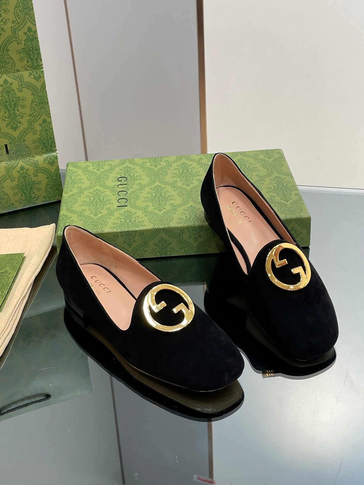 GUCCI BLONDIE LOGO-PLAQUE LOAFERS IN BLACK SUEDE WITH GOLD HARDWARE