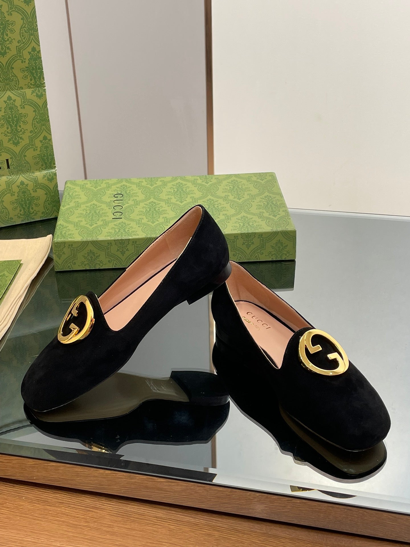 GUCCI BLONDIE LOGO-PLAQUE LOAFERS IN BLACK SUEDE WITH GOLD HARDWARE