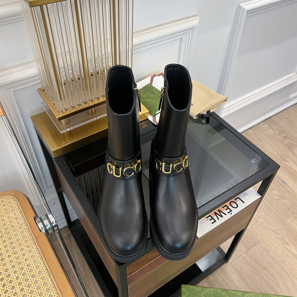 GUCCI CLASSIC LOGO ANKLE BOOTS IN BLACK CALFSKIN