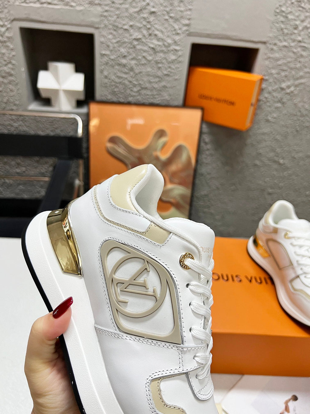 LOUIS VUITTON LV WOMEN SNEAKER IN WHITE MIX BEIGE CREAM CALFSKIN