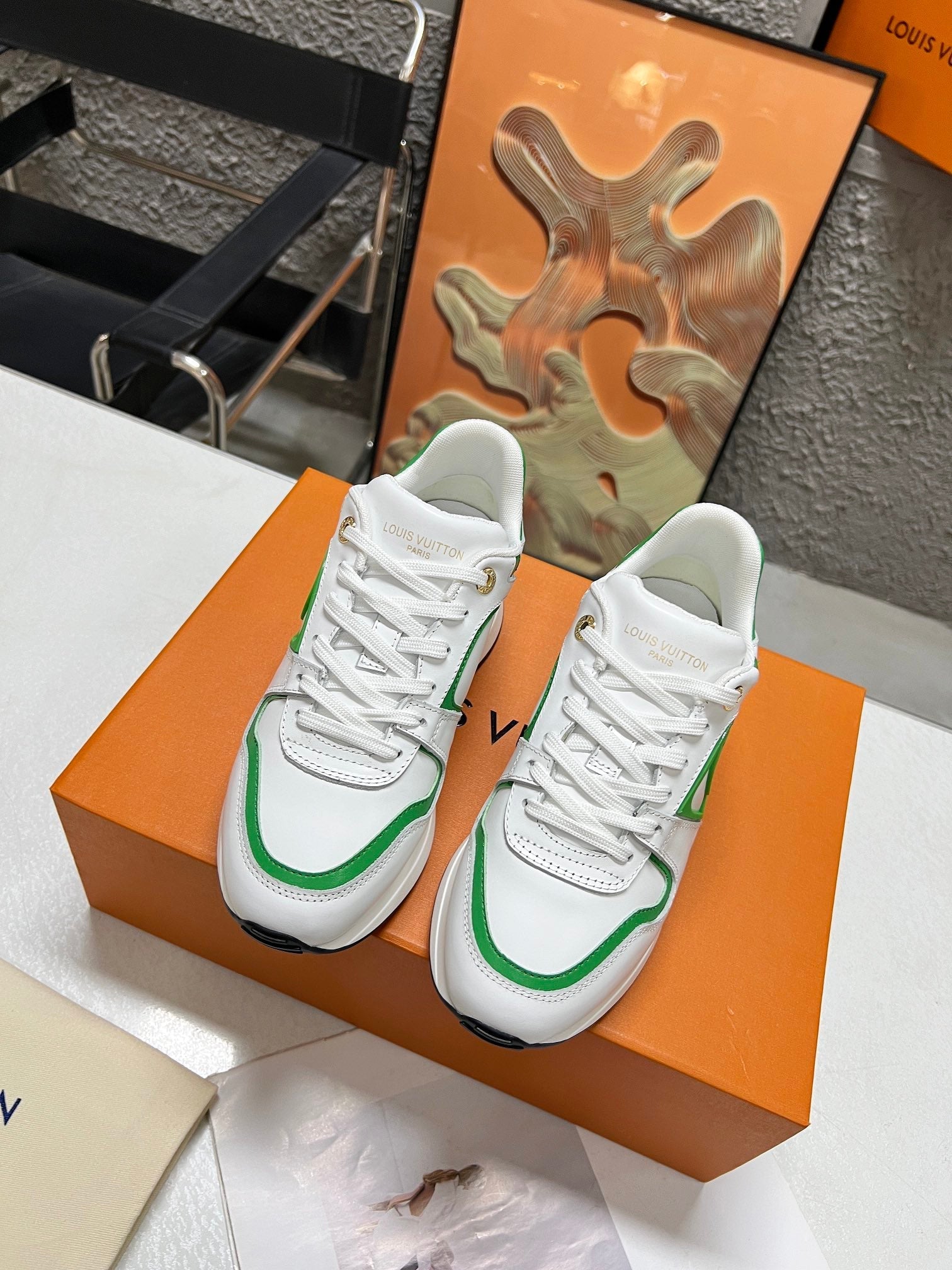 LOUIS VUITTON LV WOMEN SNEAKER IN WHITE MIX GREEN CALFSKIN