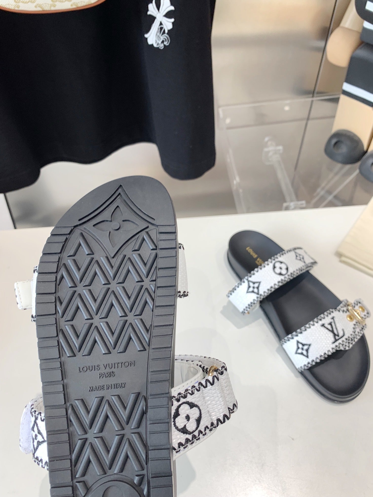 LOUIS VUITTON LV WOMEN SUNSET DAD SANDAL IN WHITE MIX BLACK MONOGRAM FABRIC MULE