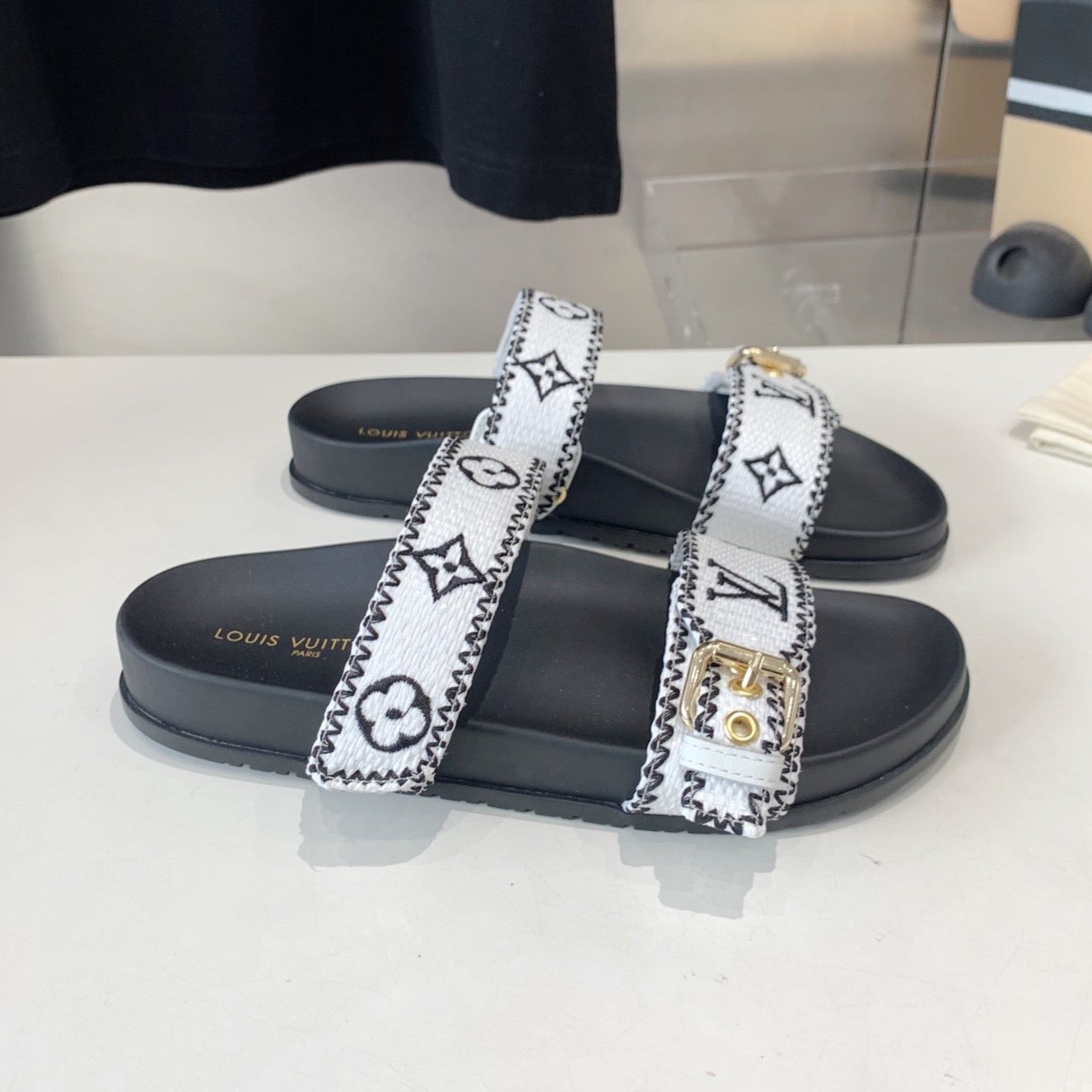 LOUIS VUITTON LV WOMEN SUNSET DAD SANDAL IN WHITE MIX BLACK MONOGRAM FABRIC MULE
