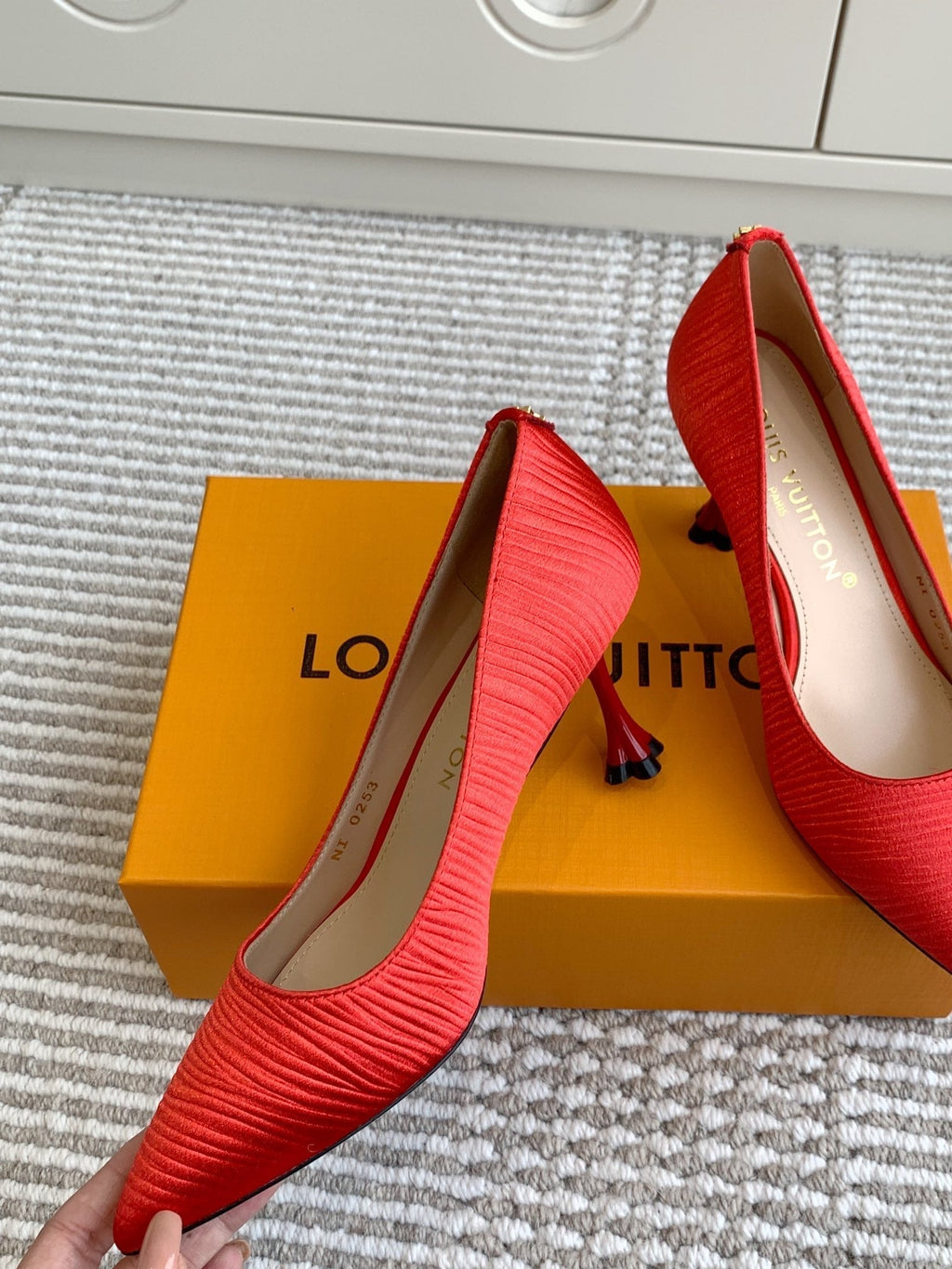 LOUIS VUITTON BLOSSOM PUMP 75 MM IN CHERRY RED IMPORTED STRIPED SILK SATIN