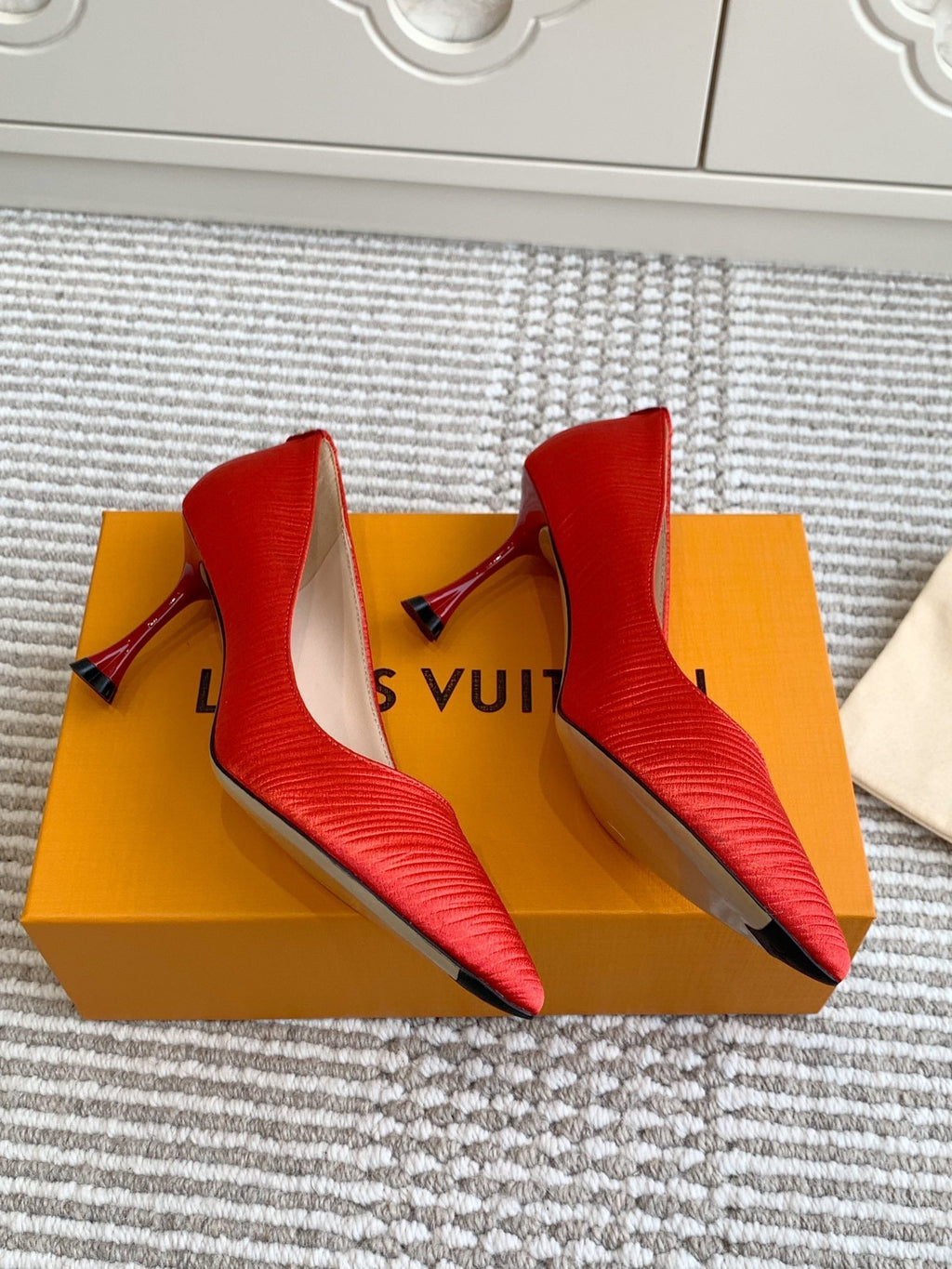 LOUIS VUITTON BLOSSOM PUMP 75 MM IN CHERRY RED IMPORTED STRIPED SILK SATIN
