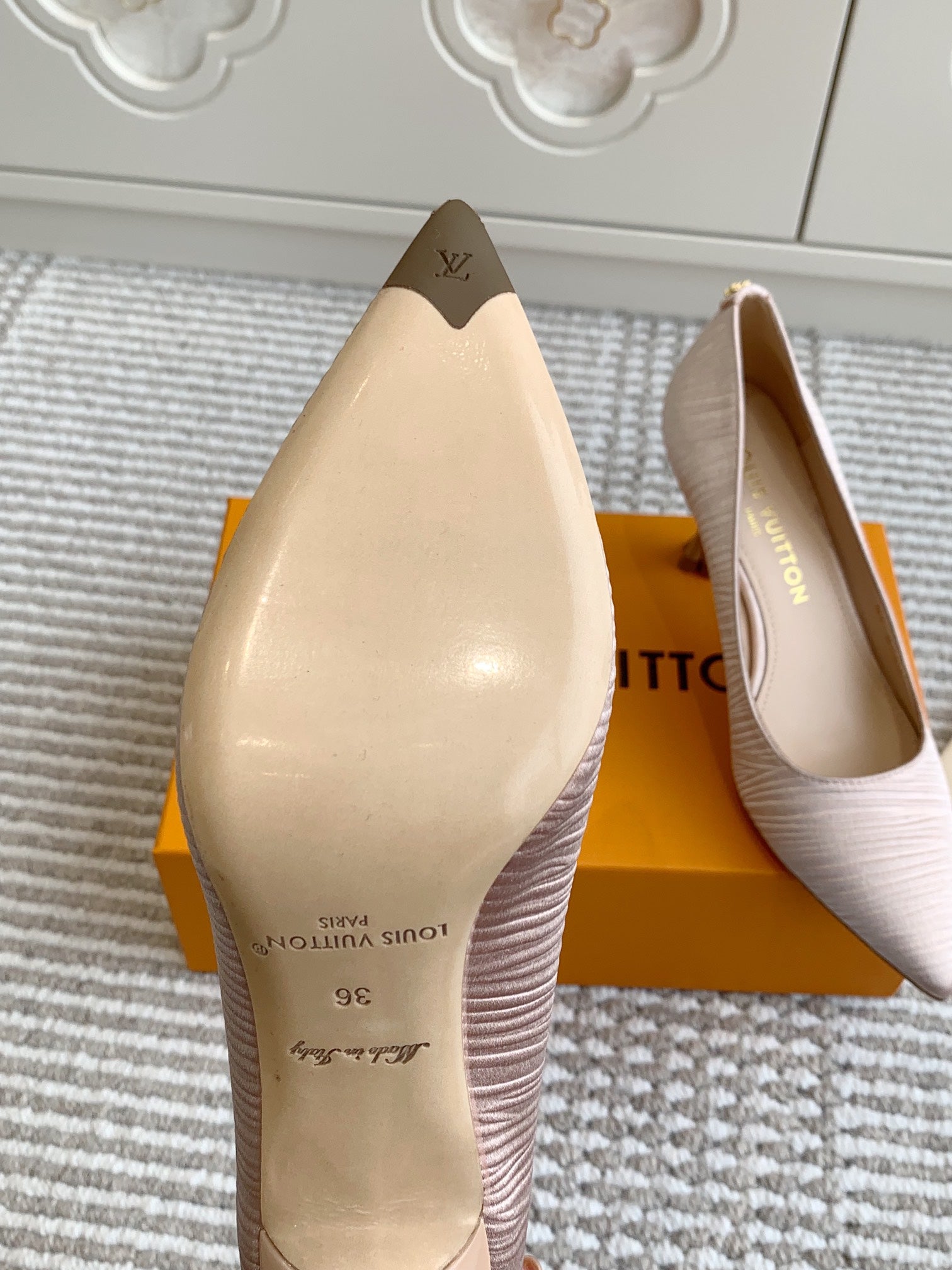 LOUIS VUITTON BLOSSOM PUMP 75 MM IN LIGHT PINK IMPORTED STRIPED SILK SATIN