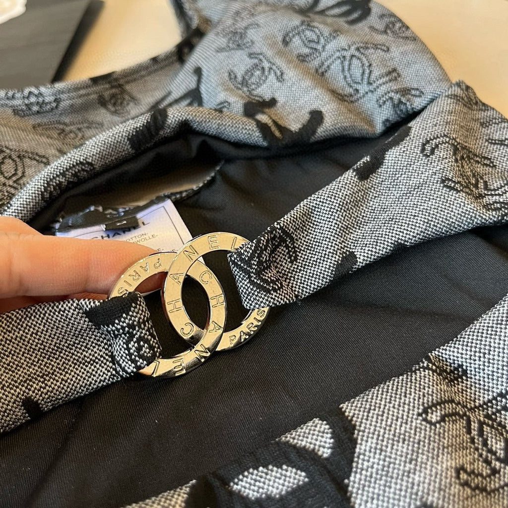 CHANEL SWIMSUIT IN GREY AND BLACK PRINTED LOGO 626006